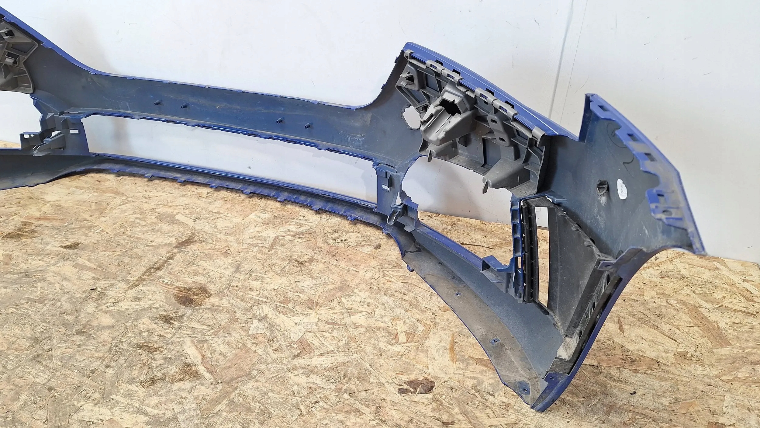 bumper front 657807221 Skoda Scala 19