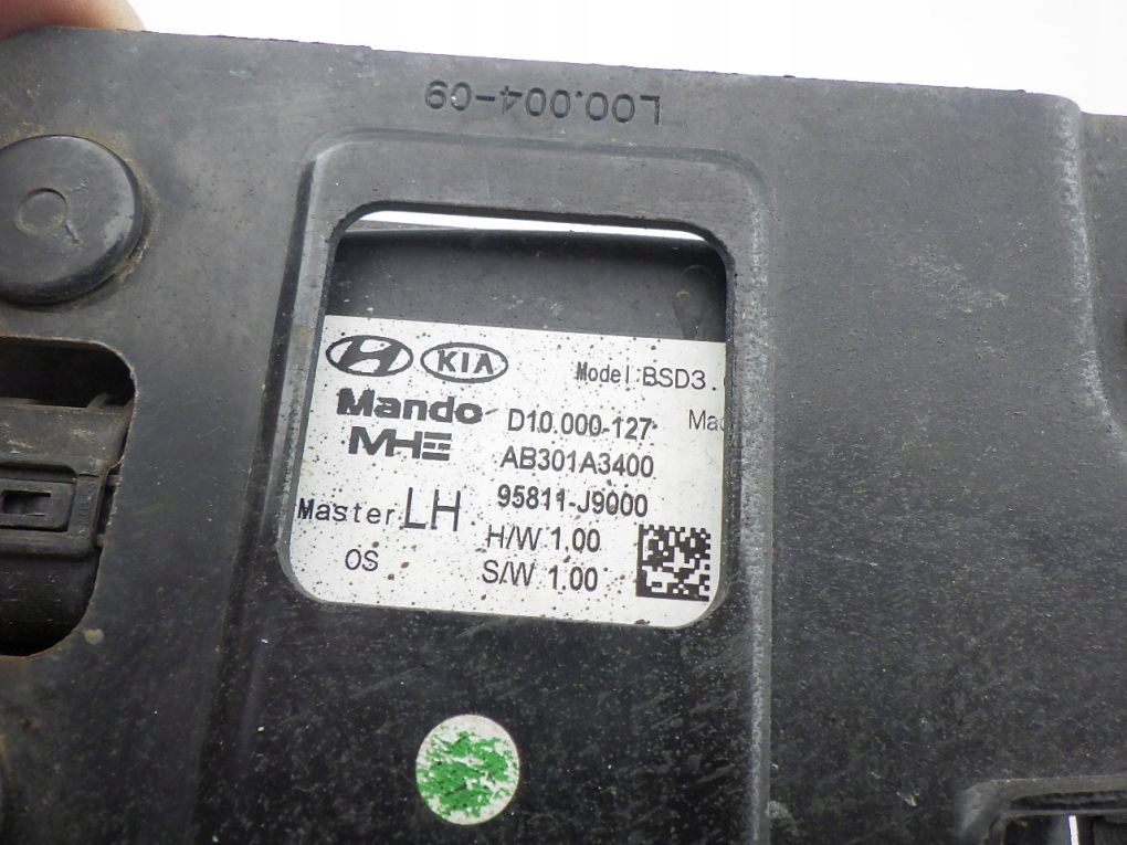 Hyundai Kona and RADAR sensor 95811-J9000 rear part left