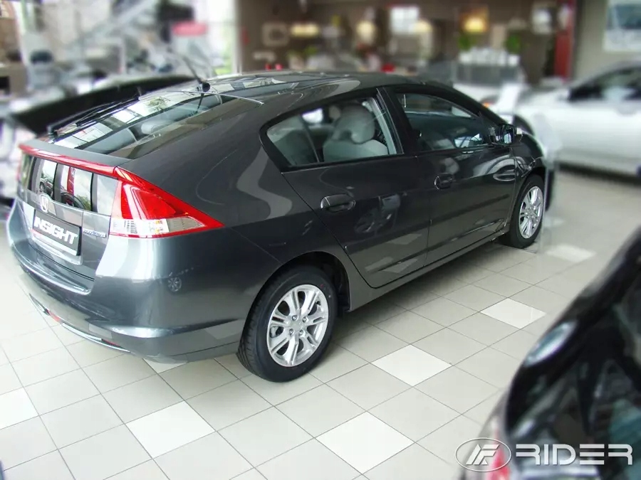 Honda Insight bočné lišty