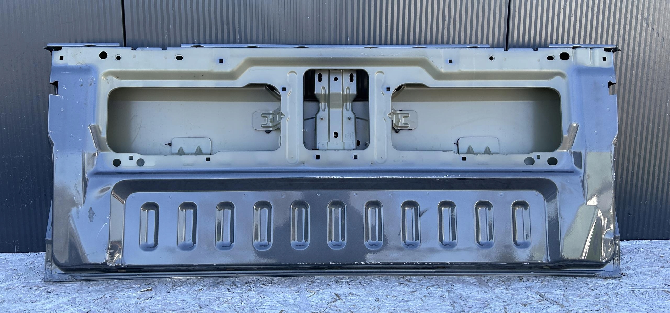 boot doors BURTA PAKI FORD RANGER VI 22