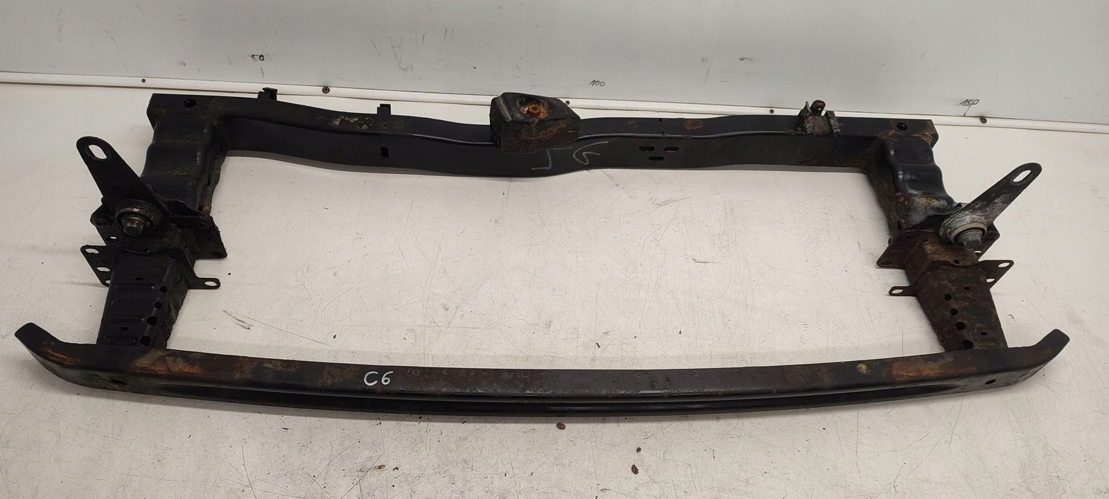 bumper support front front Citroen C6 2,7 HDI