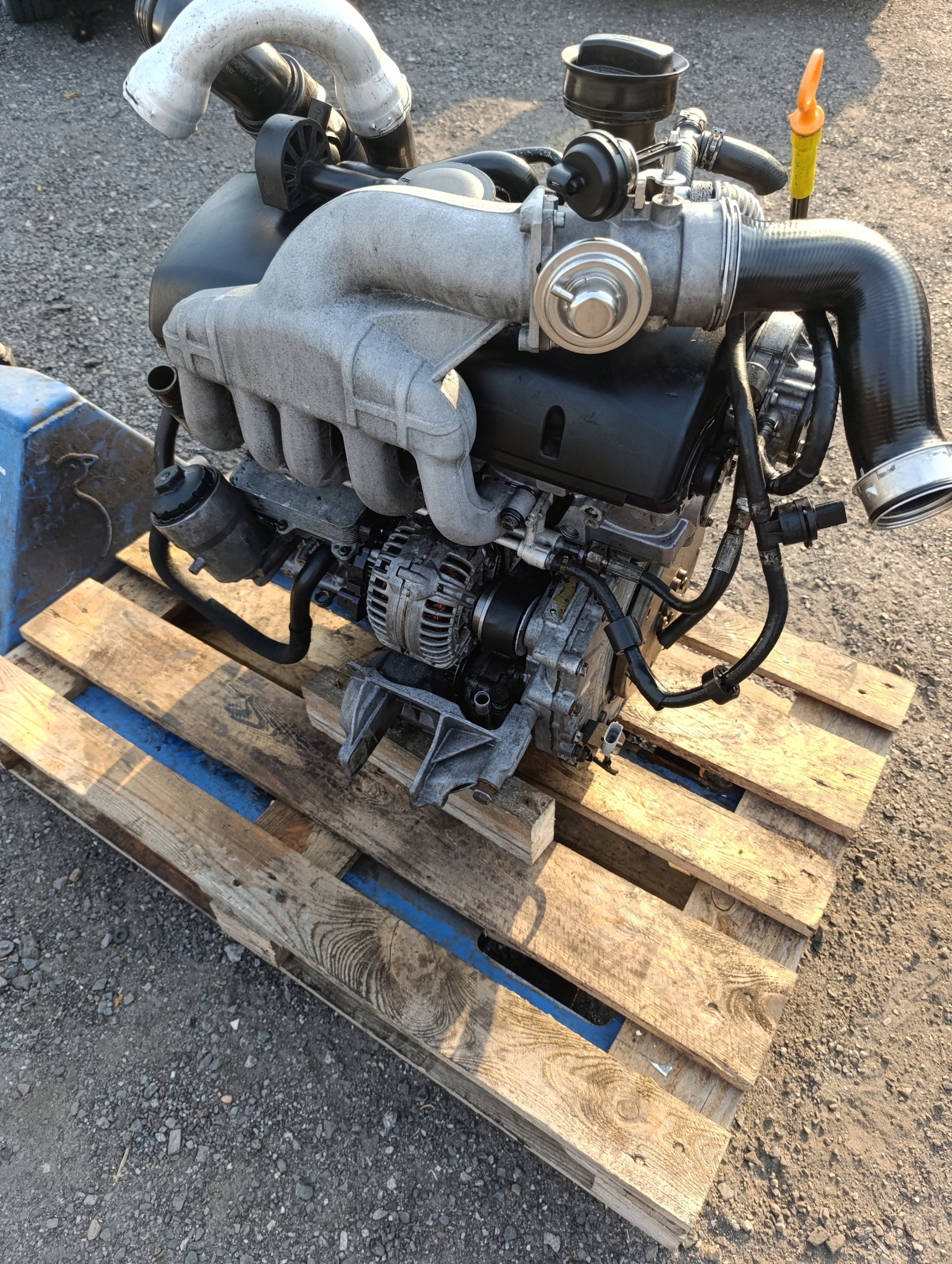 VW T5 engine complete 2.5 TDI AXD 130km przebieg 168 tys.