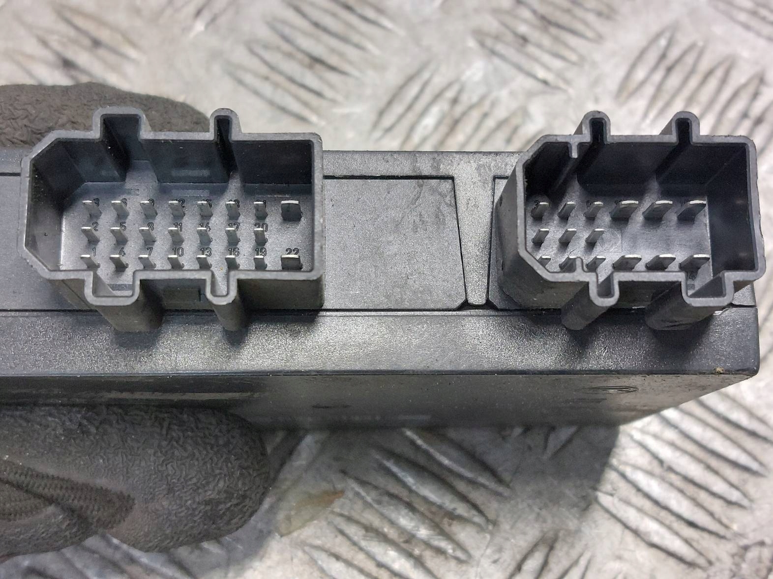 Montaggio STARTOWY VOLKSWAGEN BORA e 06A906018CT