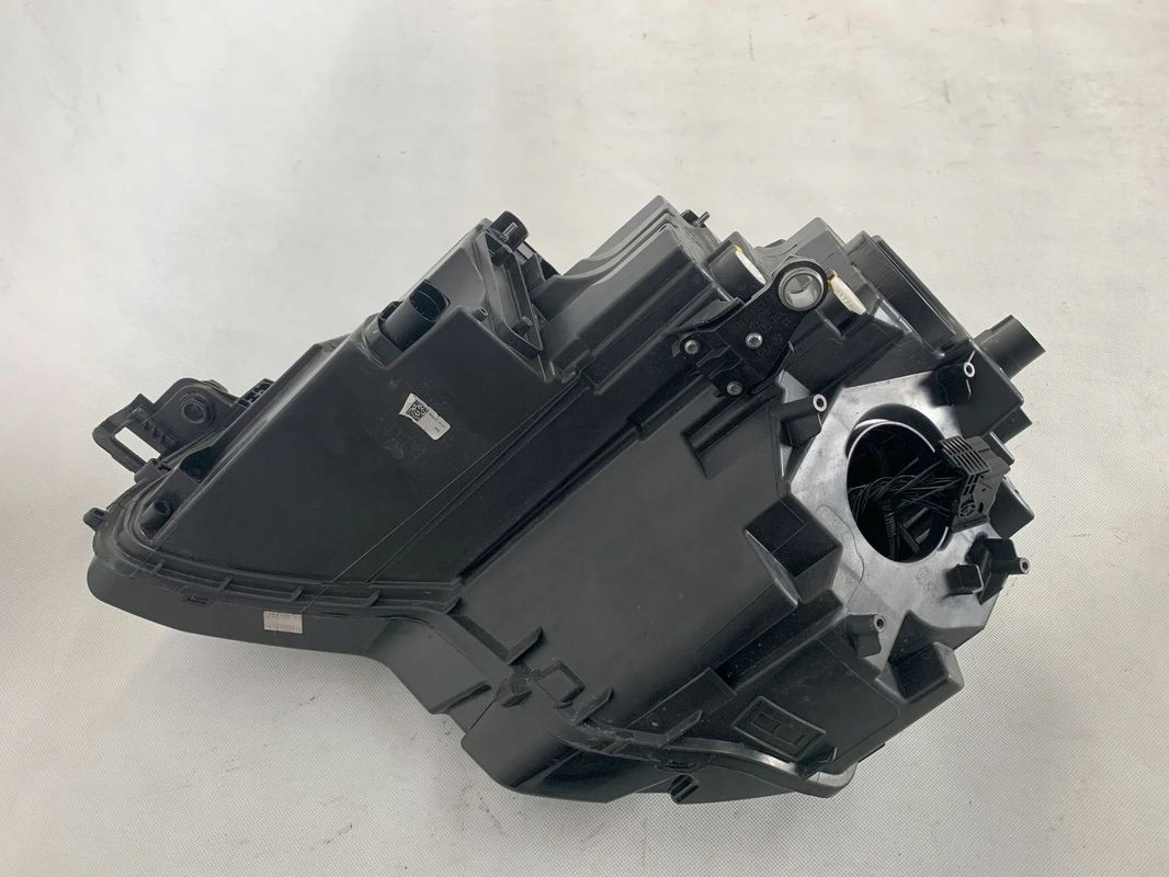 Skoda Karoq 17-21r Reflektor right light right