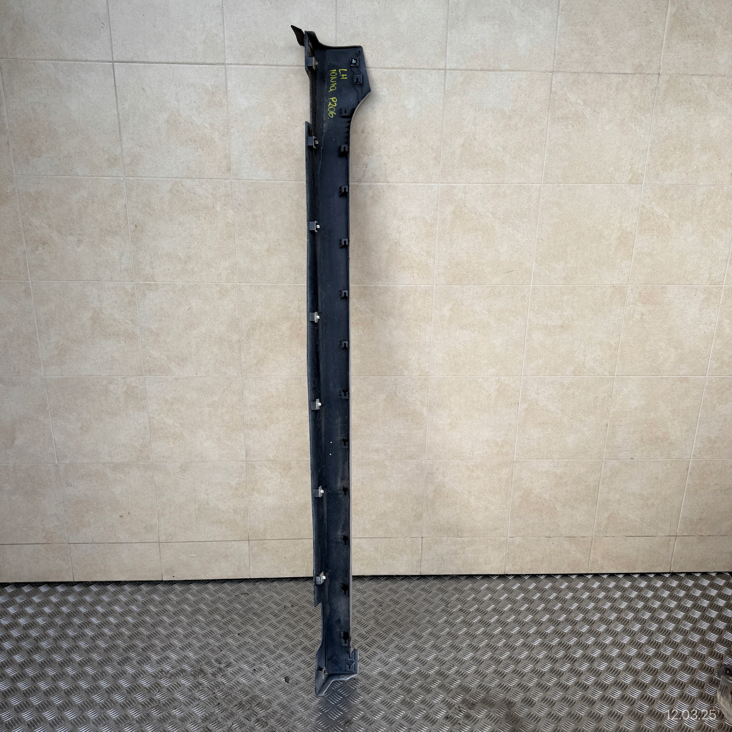 moulding threshold left threshold HYUNDAI IONIQ 87751-G2000