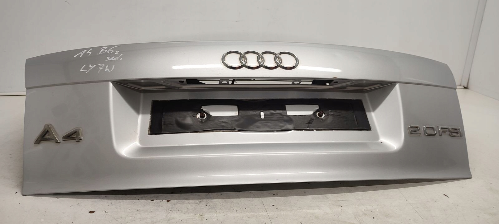 trunk door boot Audi A4 B6 sedan LY7W