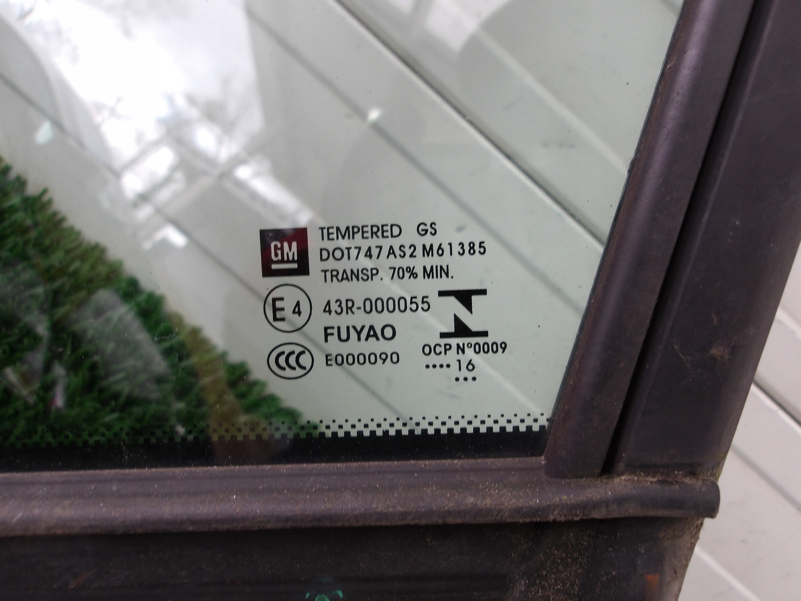 OPEL ASTRA K 15- window gasket door left front