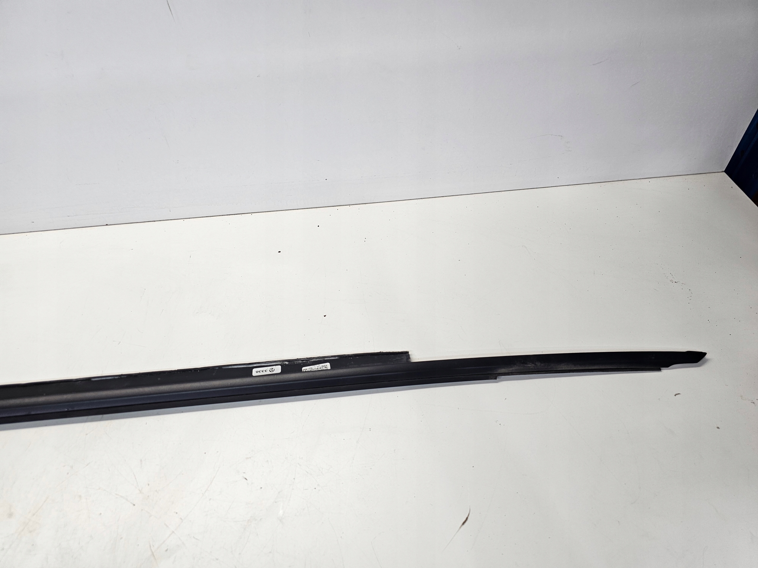 moulding MAT door left front AUDI A5 8T0853283E