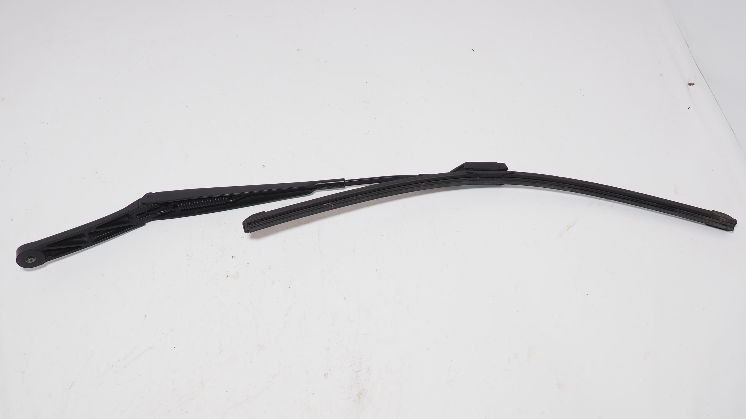 VW Golf VI wiper arm left right front