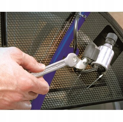 Zestaw narzędzi Lux Tools 8 el. Marka Lux Tools