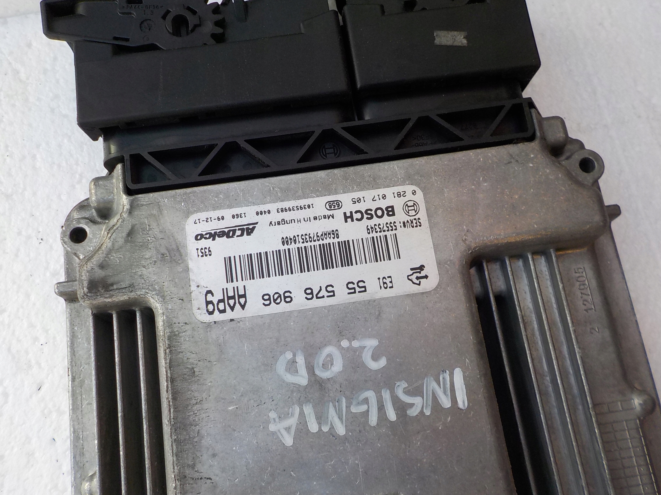 control unit of the engine opel insignia a 2,0 cdti 55576906