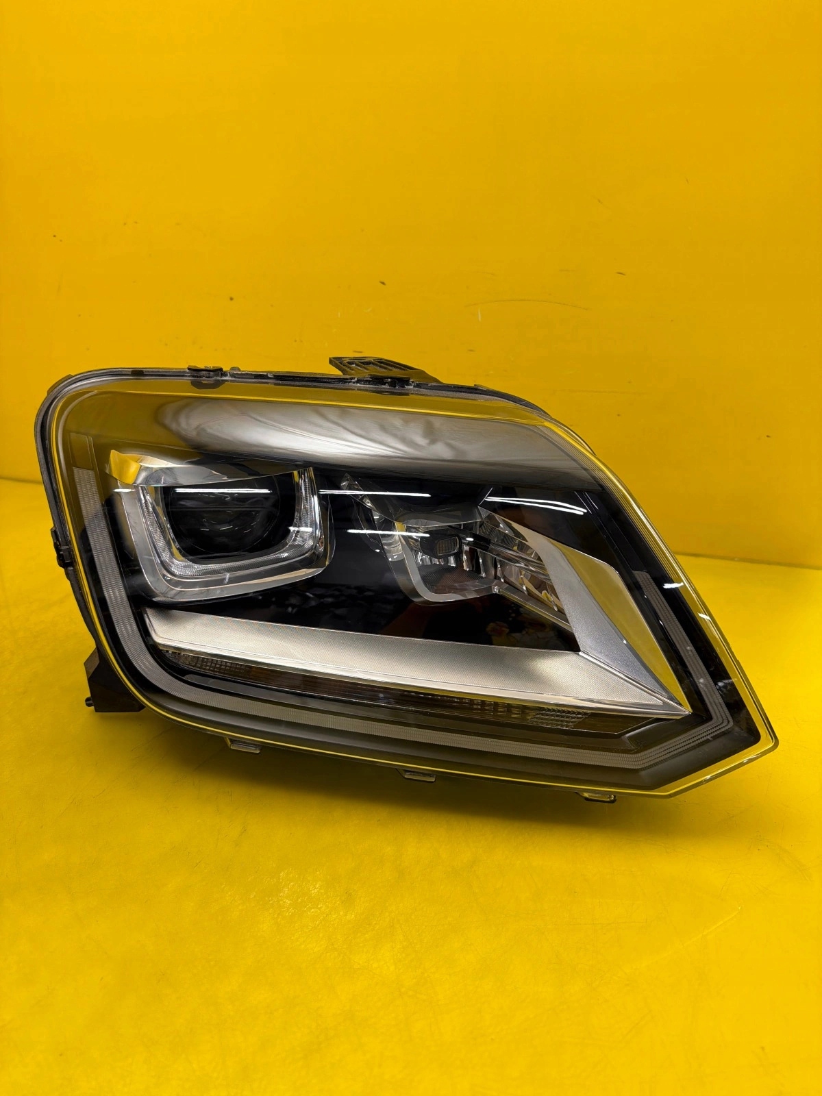 VW Amarok 1 e 2H3 Lift Bi-Xenon Led 2H3941032 16-20