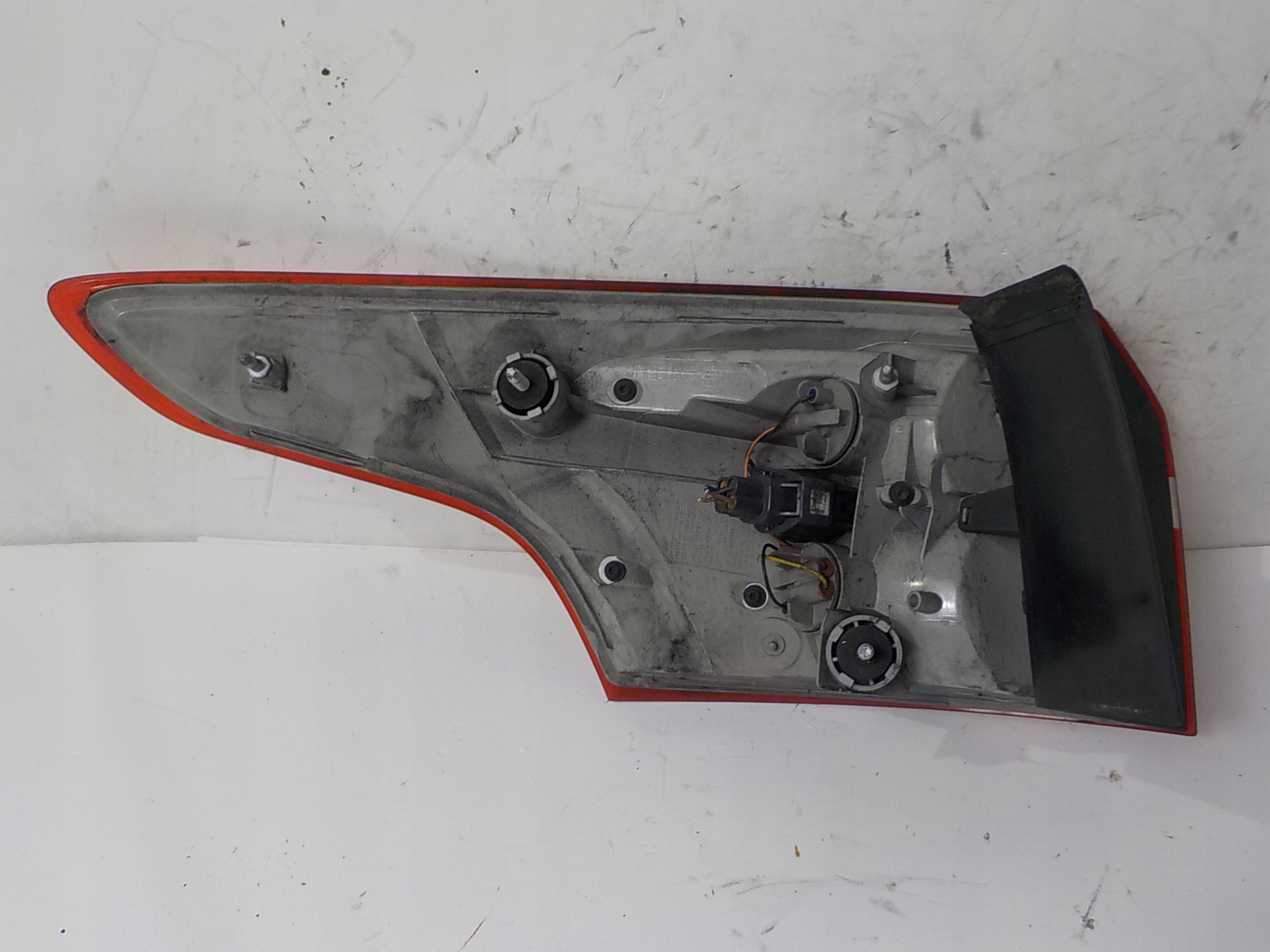 FORD FOCUS III MK3 LIFT light right rear part rear