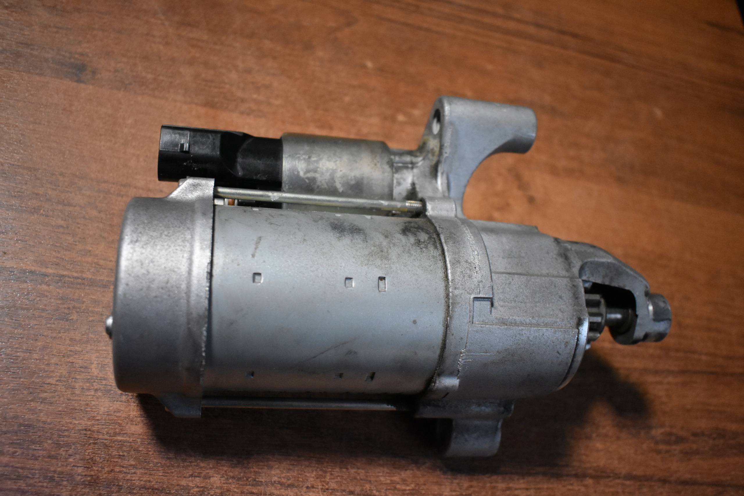 IDEALNY starter AUDI RS6 RS7 C7 1
