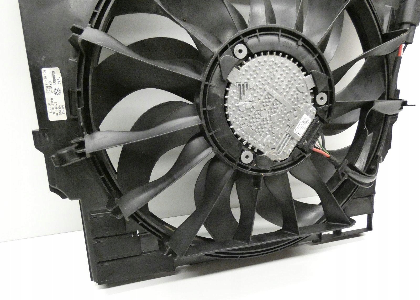 BMW 7 5 G11 G30 G31 8590051 ventilátor chladiče obal
