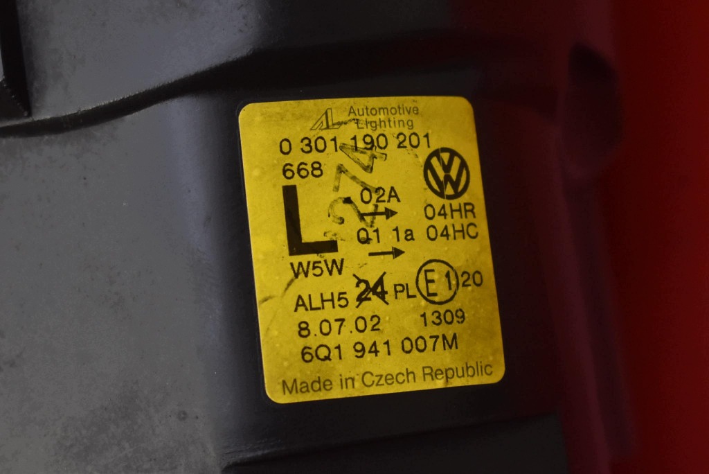 REFLEKTOR left light front EU 6Q1941007M VW POLO 4 IV 9N 01-05