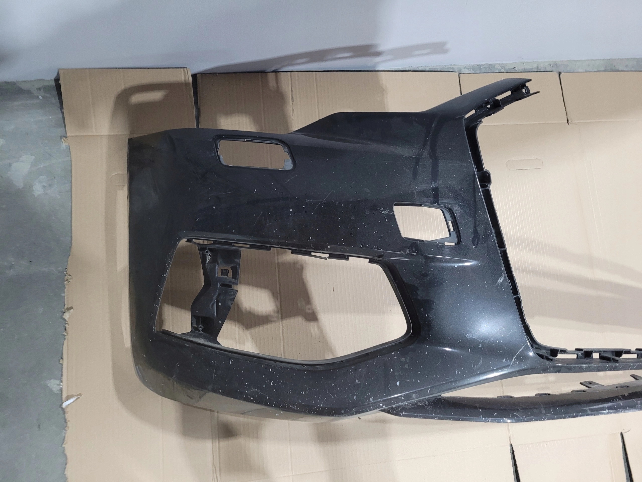 bumper corner right front AUDI A6 C8 4K0807437A