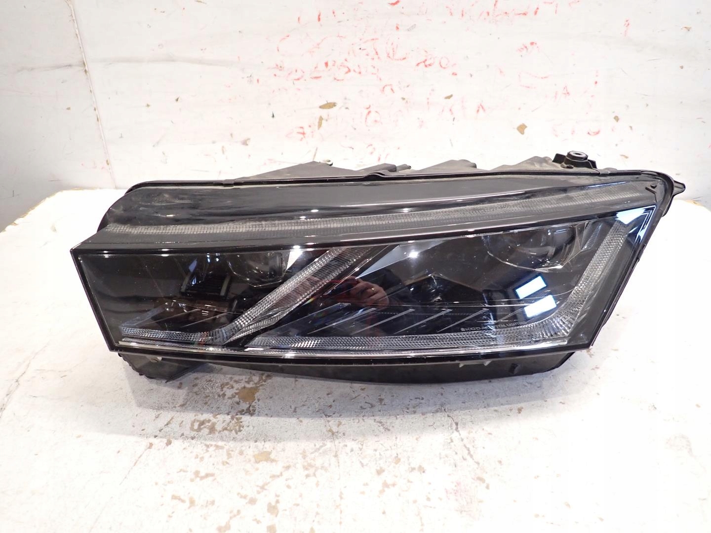 light front front left SKODA OCTAVIA IV 2020- FULL LED 5E4941015A