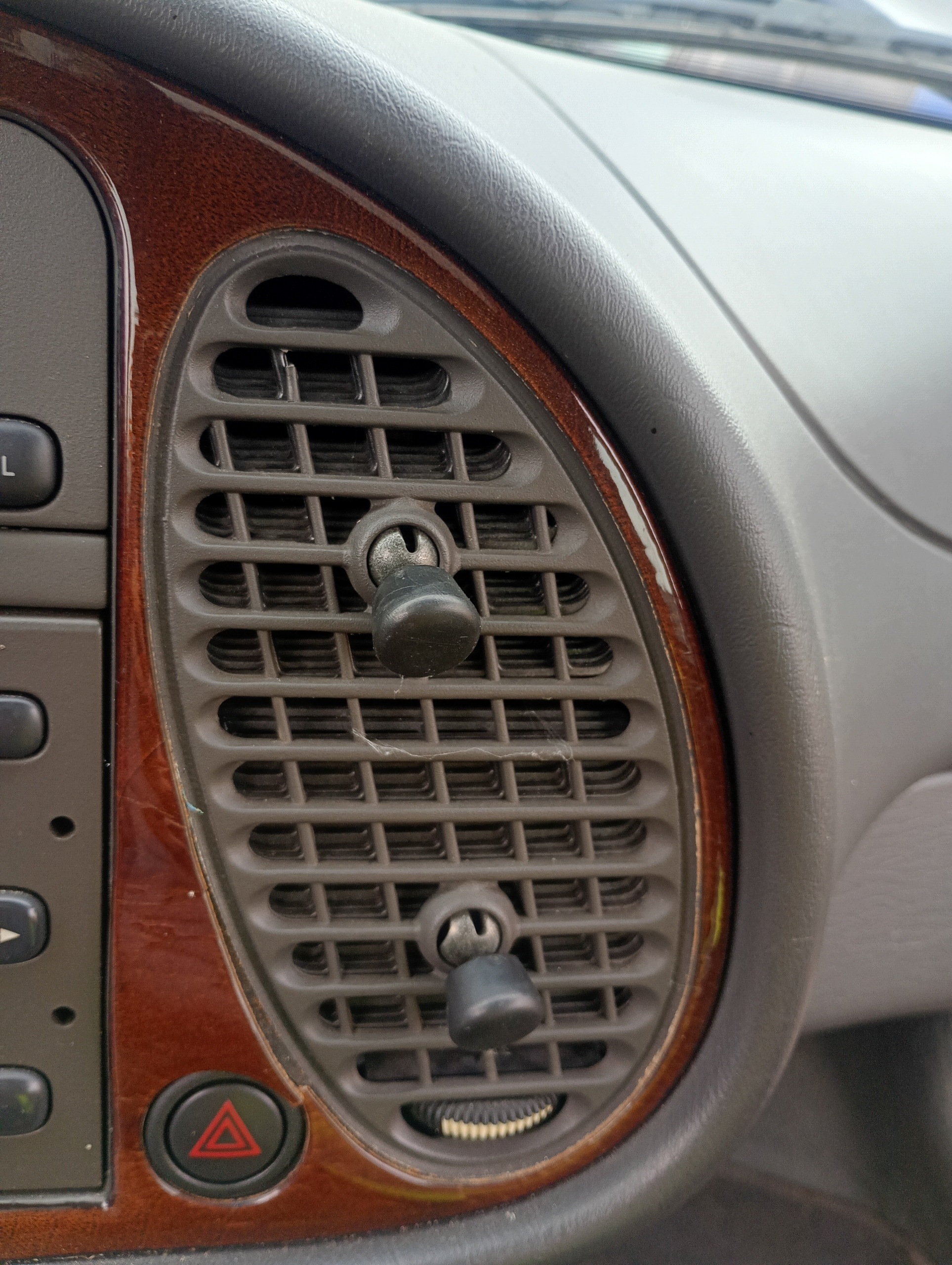 grid air conditioning devices air central Saab 93 9-3 98-02