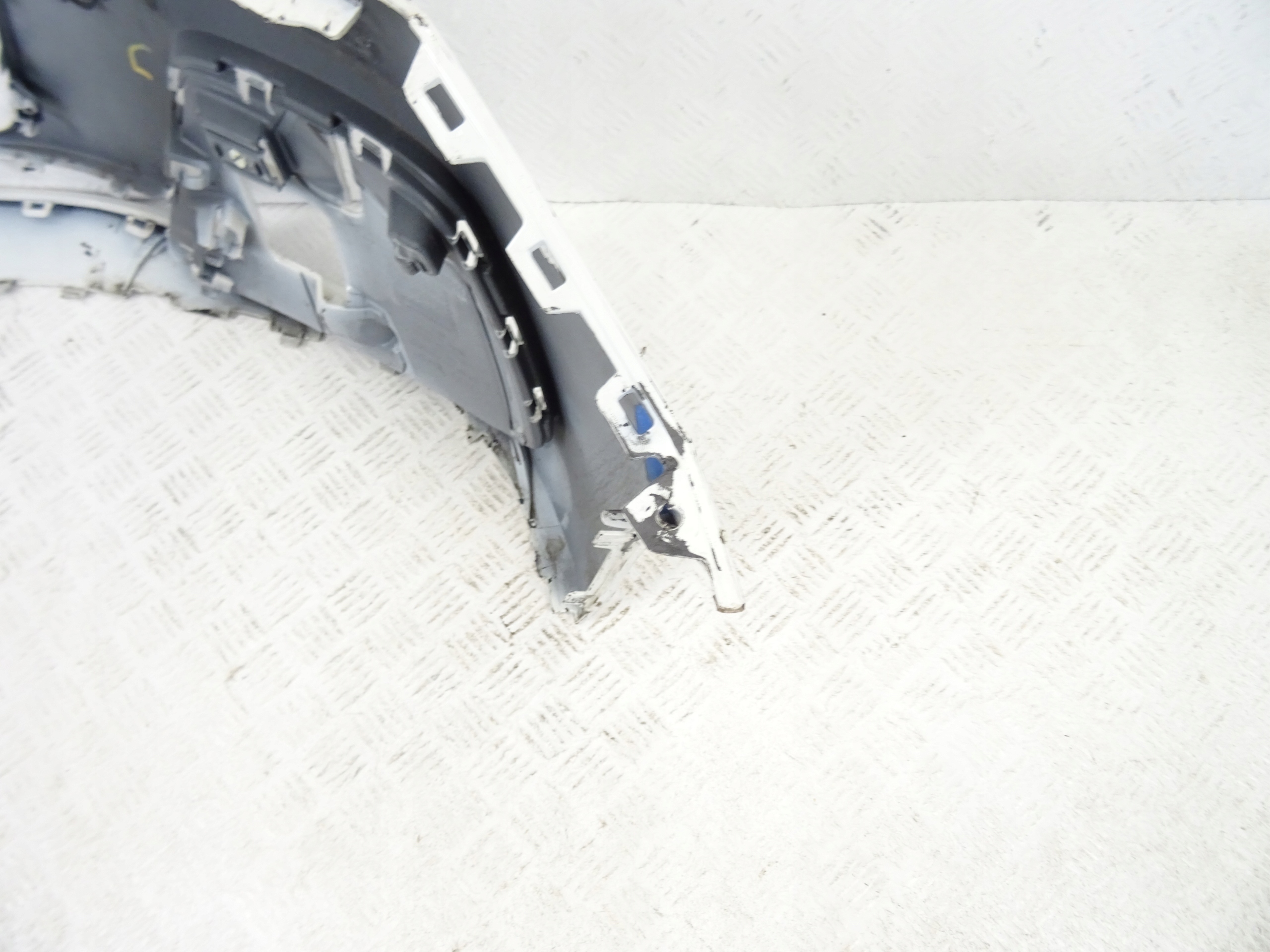Audi A1 II 82A bumper front front