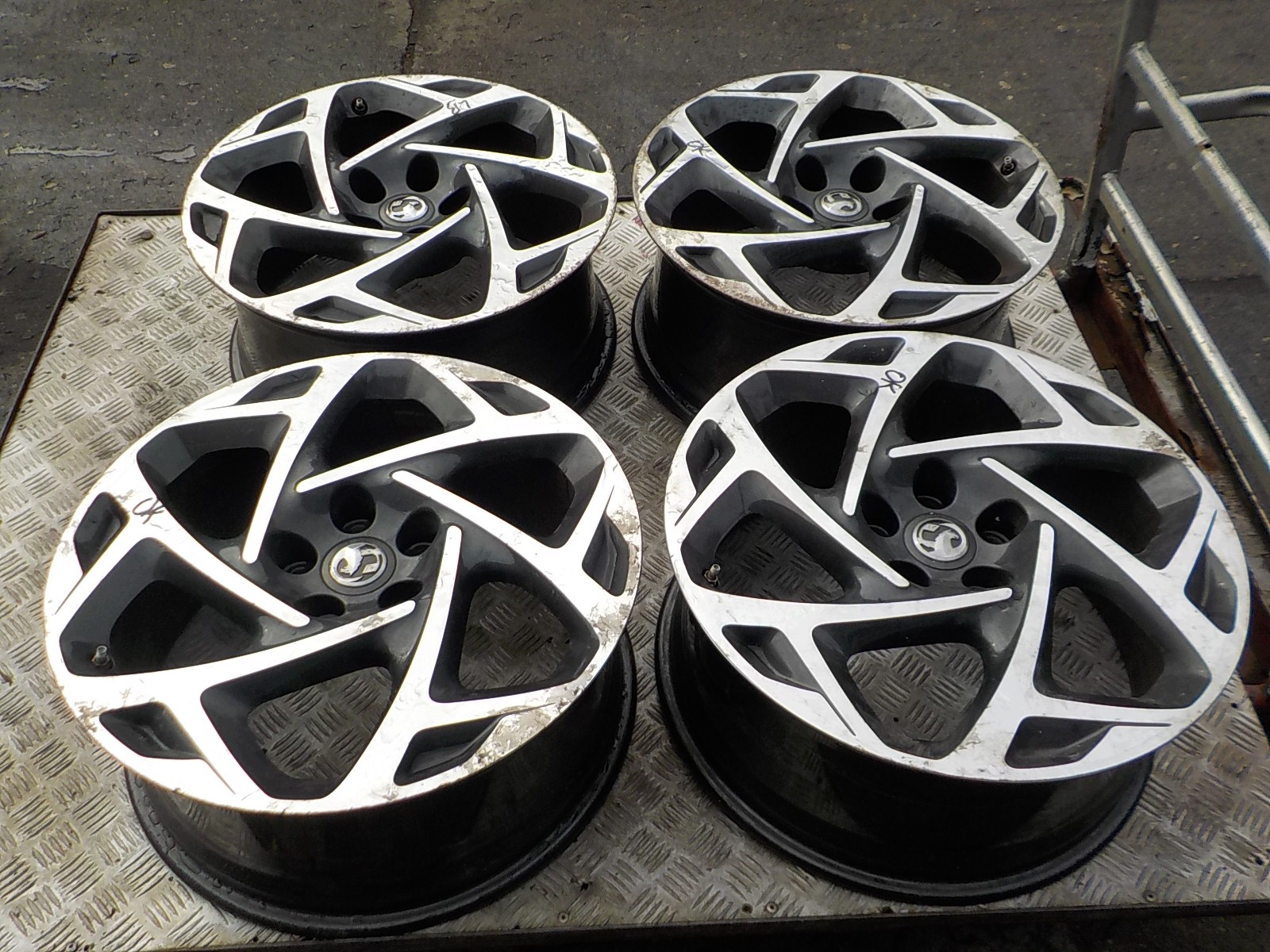 OPEL INSIGNIA discs aluminium OPC LINE VX-LINE R19 5x120