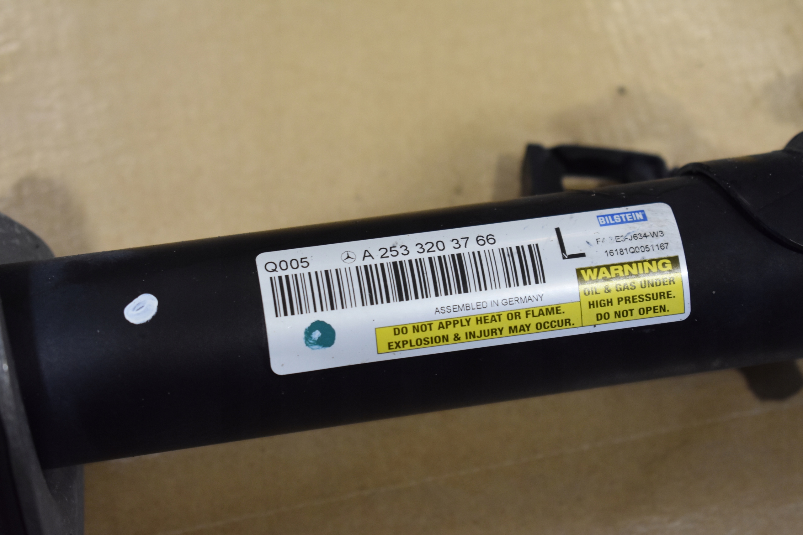 IDEALNY shock absorber front front left MERCEDES GLC W253 1