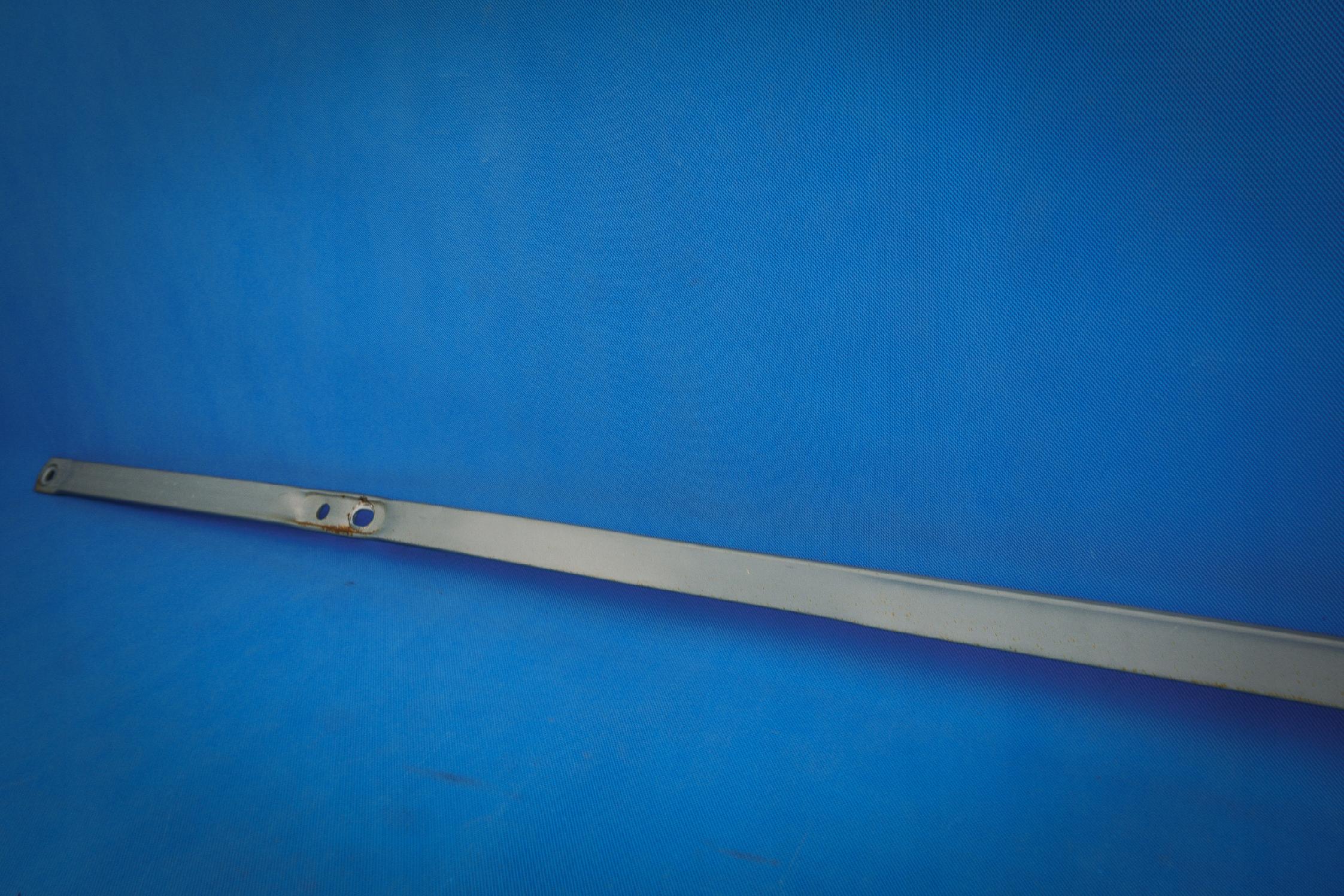 bar poprzeczny chassis Audi A5 8T 8T8505475B