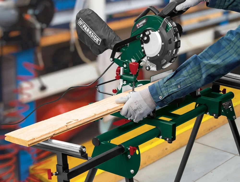 STÓŁ ROBOCZY WARSZTATOWY PODSTAWA UKOŚNICY PIŁY Waga produktu z opakowaniem jednostkowym 9.84 kg