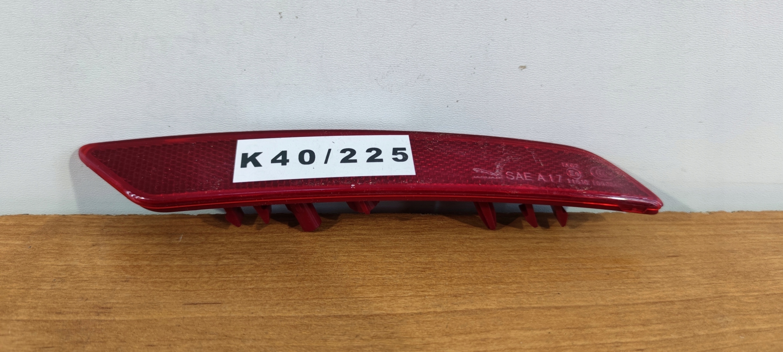 JAGUAR and-PACE right ODBLASK rear part light rear X590