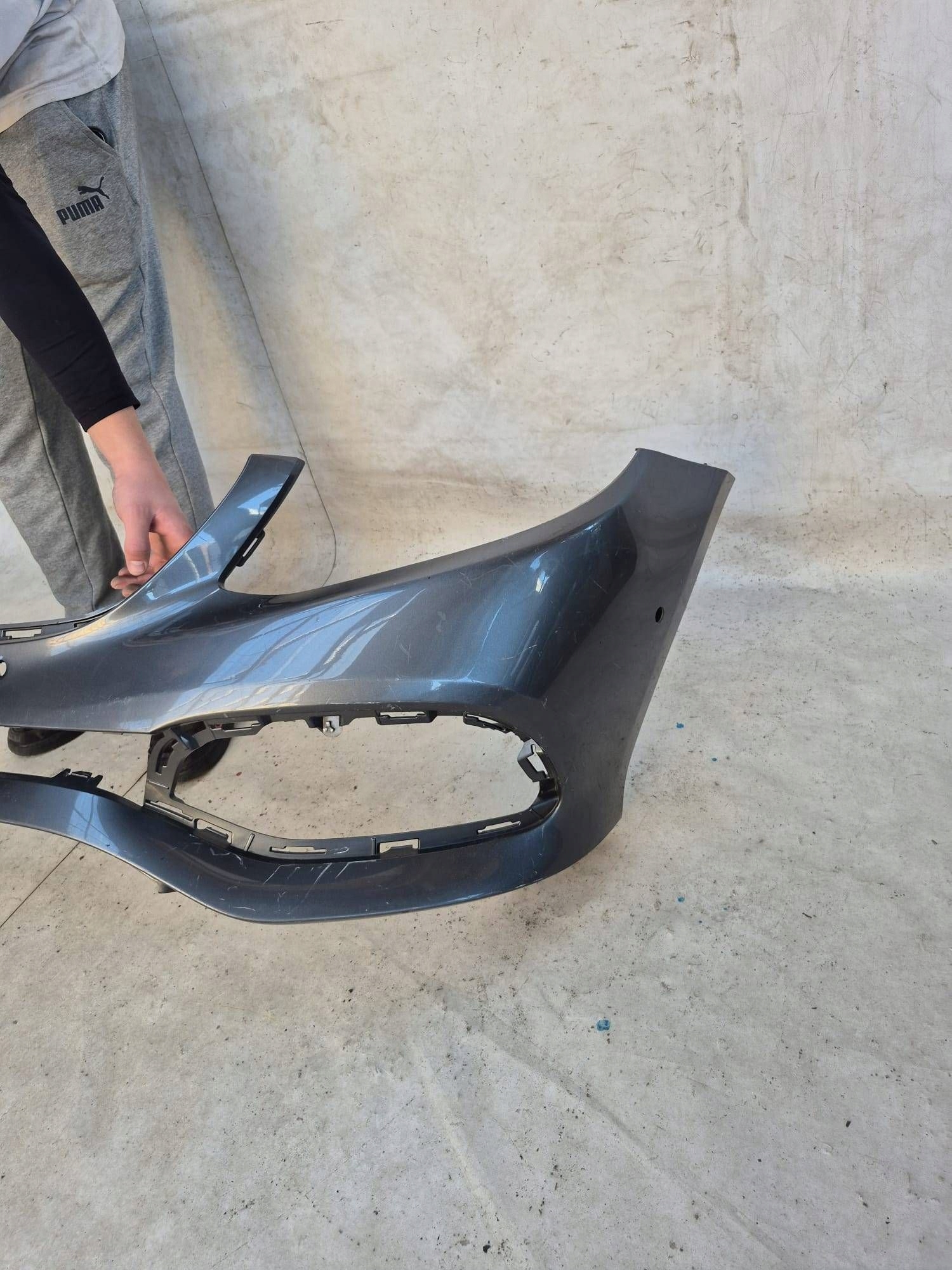 MERCEDES E-KLASA W213 TAXI 16- bumper front front PDC