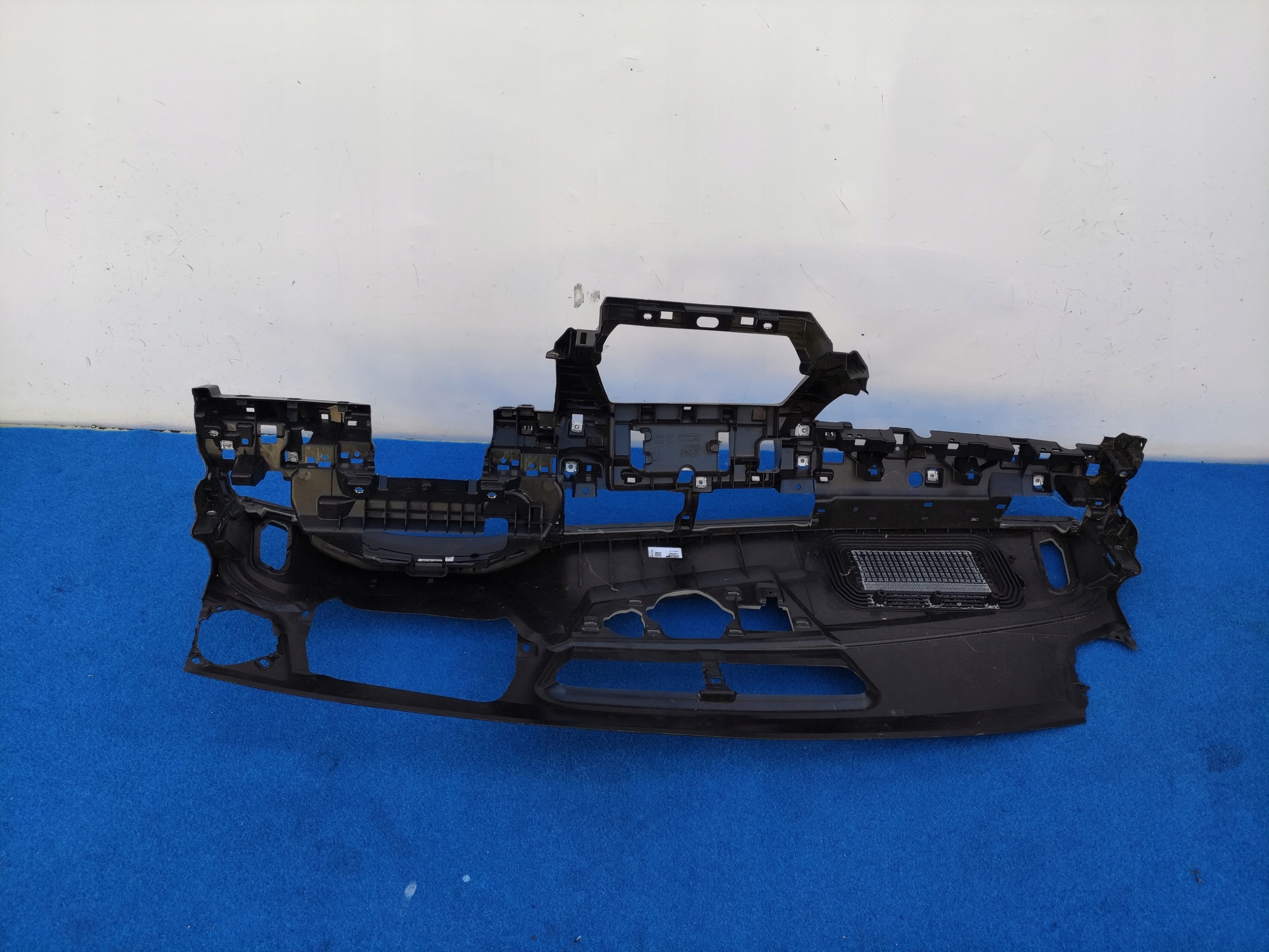 console dashboard instrument panel cockpit AUDI Q8 4M 4M8 4M8857033 ROB33K
