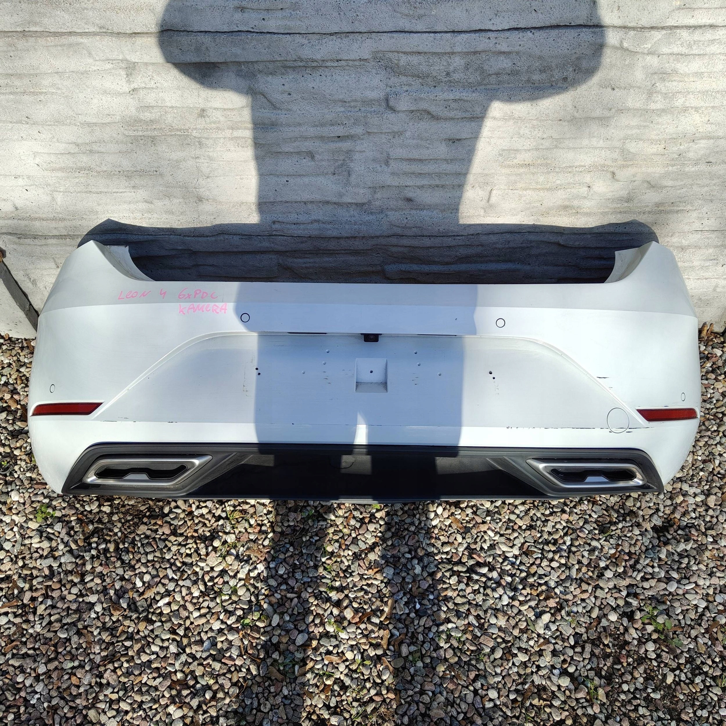 Stoßstange hinten heck Seat Leon IV 6xpdc kamera