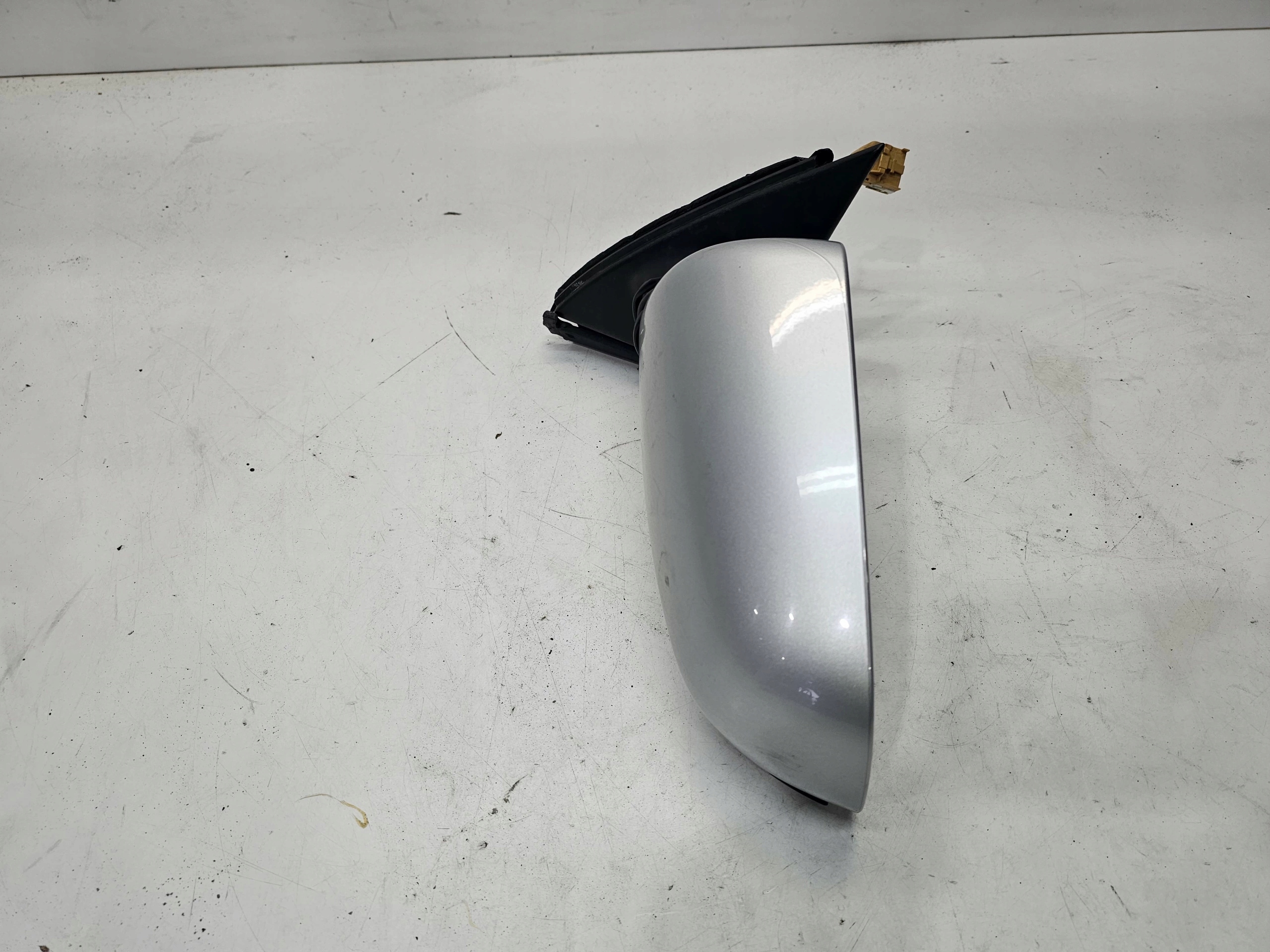 mirror exterior left AUDI A4 B7 LY7W 5 PIN UK