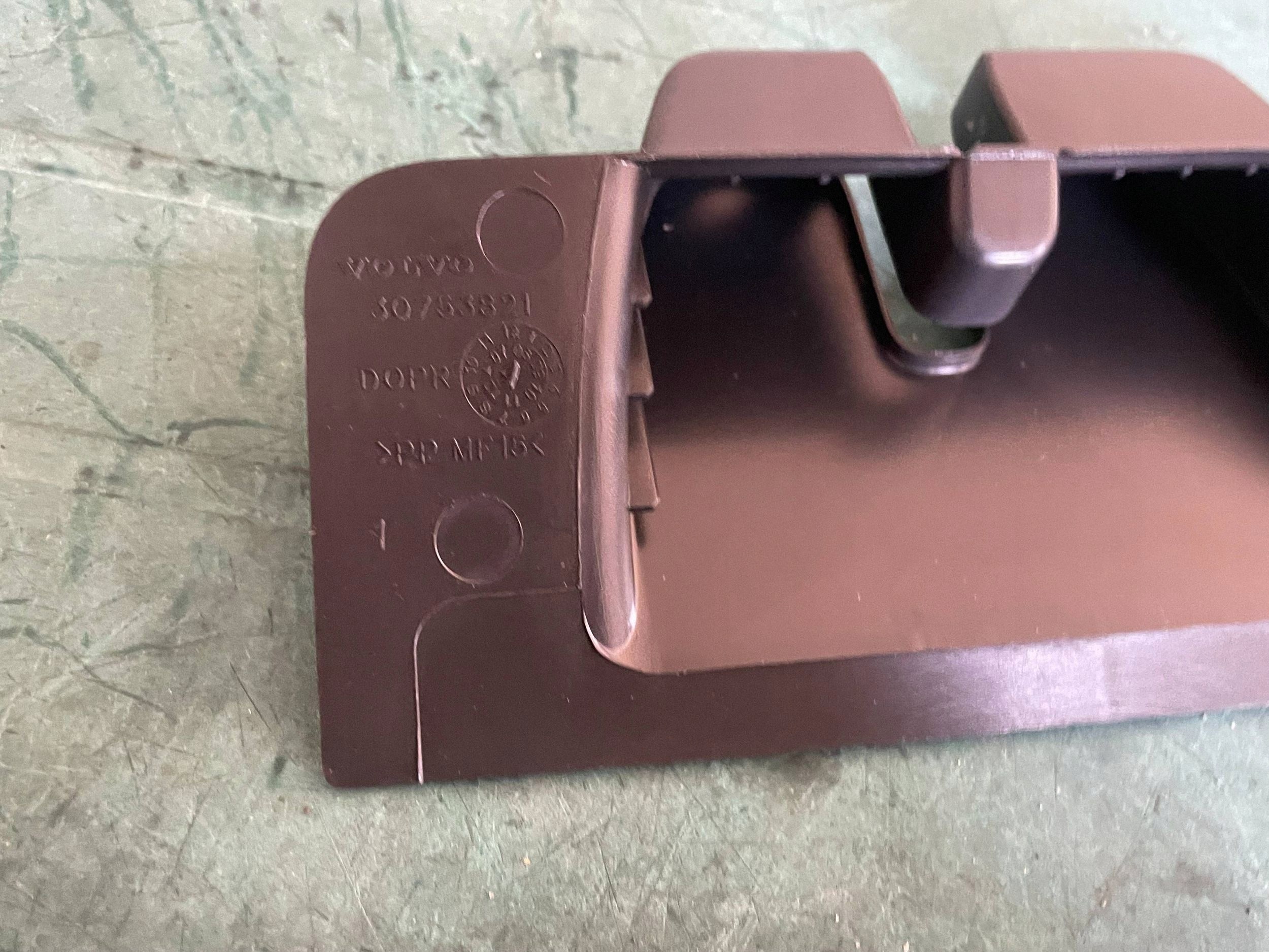 cap of a lock boot VOLVO V70 30753821 original @A
