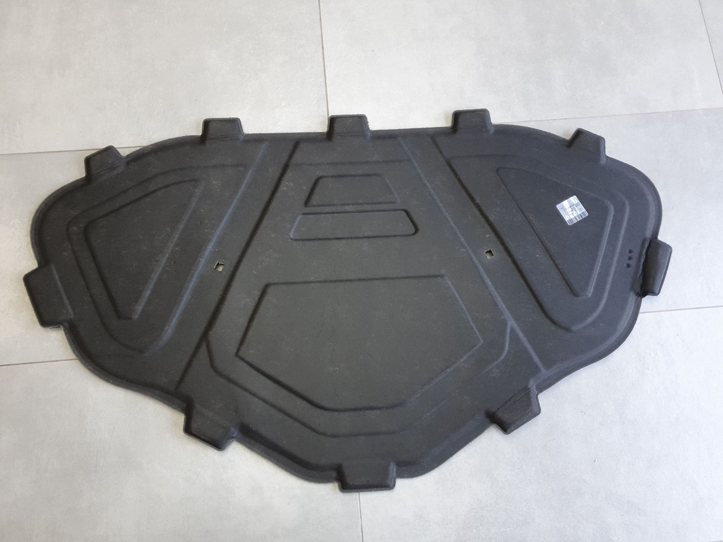Audi A3 8Y Insonorisation du capot 8Y0863825A