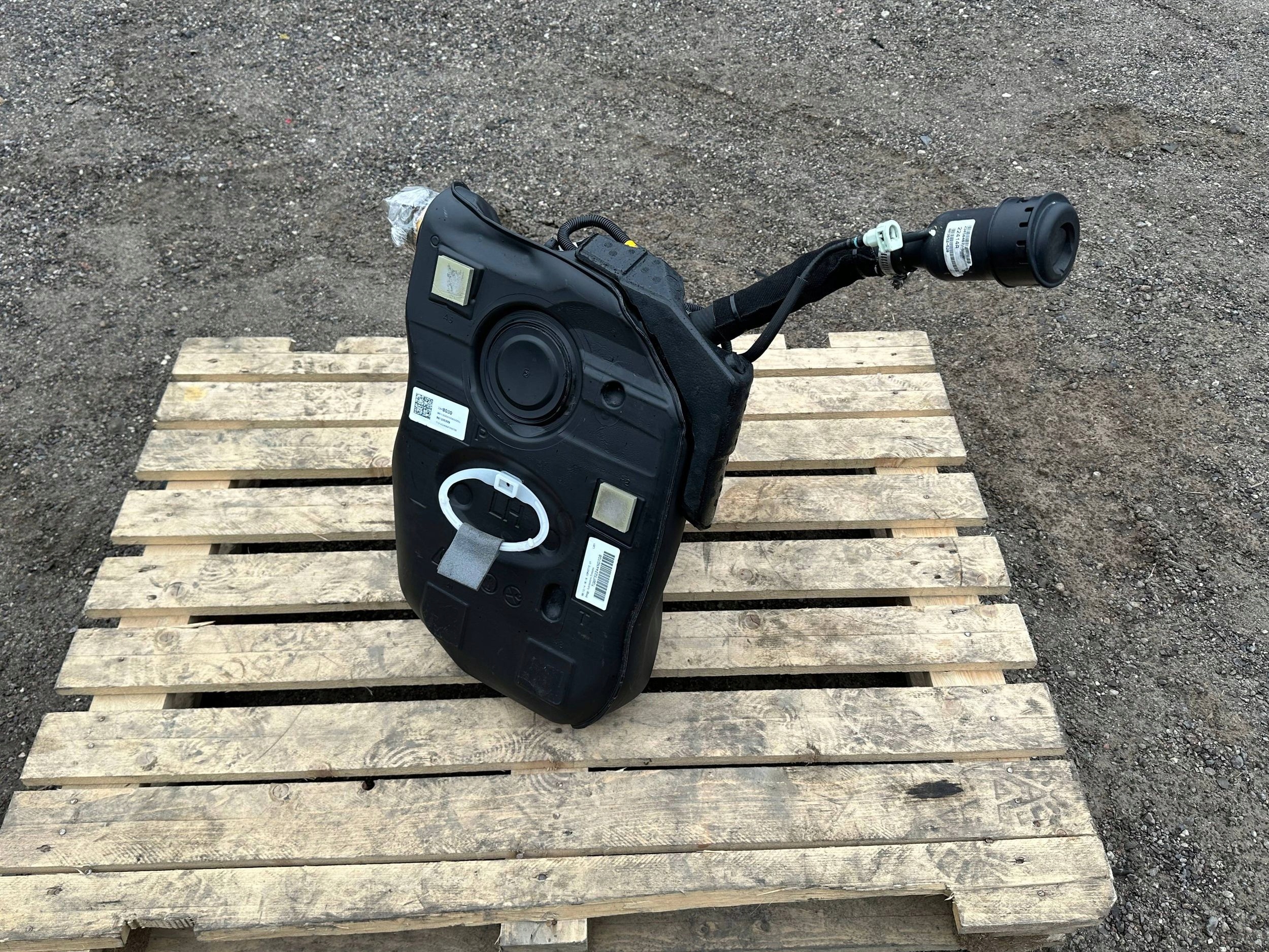 tank tank feed pump left Chevrolet Corvette C7 2014+