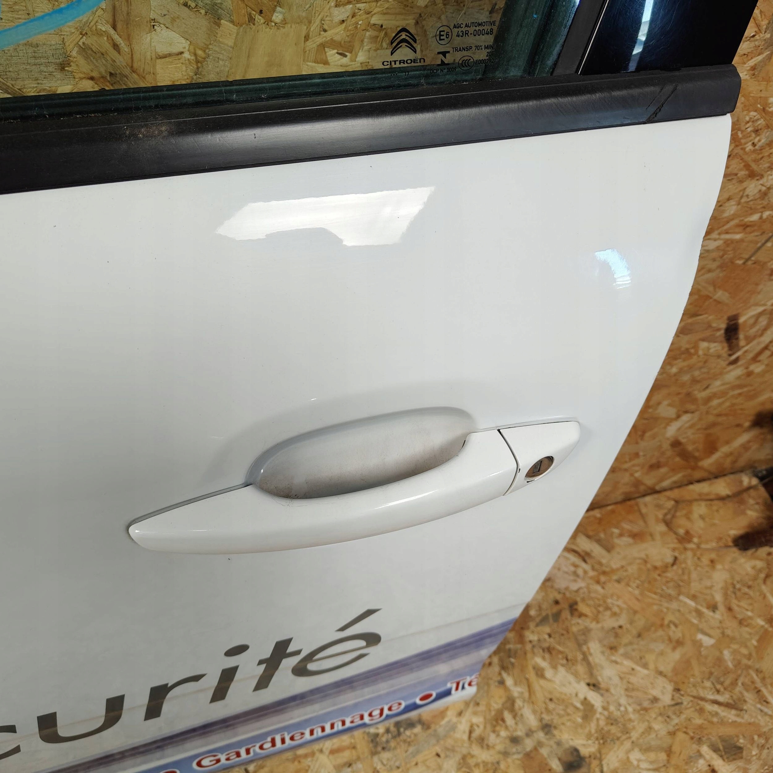 door front front side left Citroen C3 III