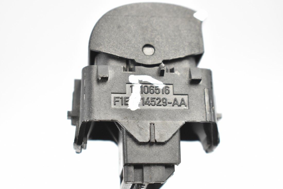 window control switch handle right rear part HB LIFT ST F1ET-14529-AA Ford Focus Mk3