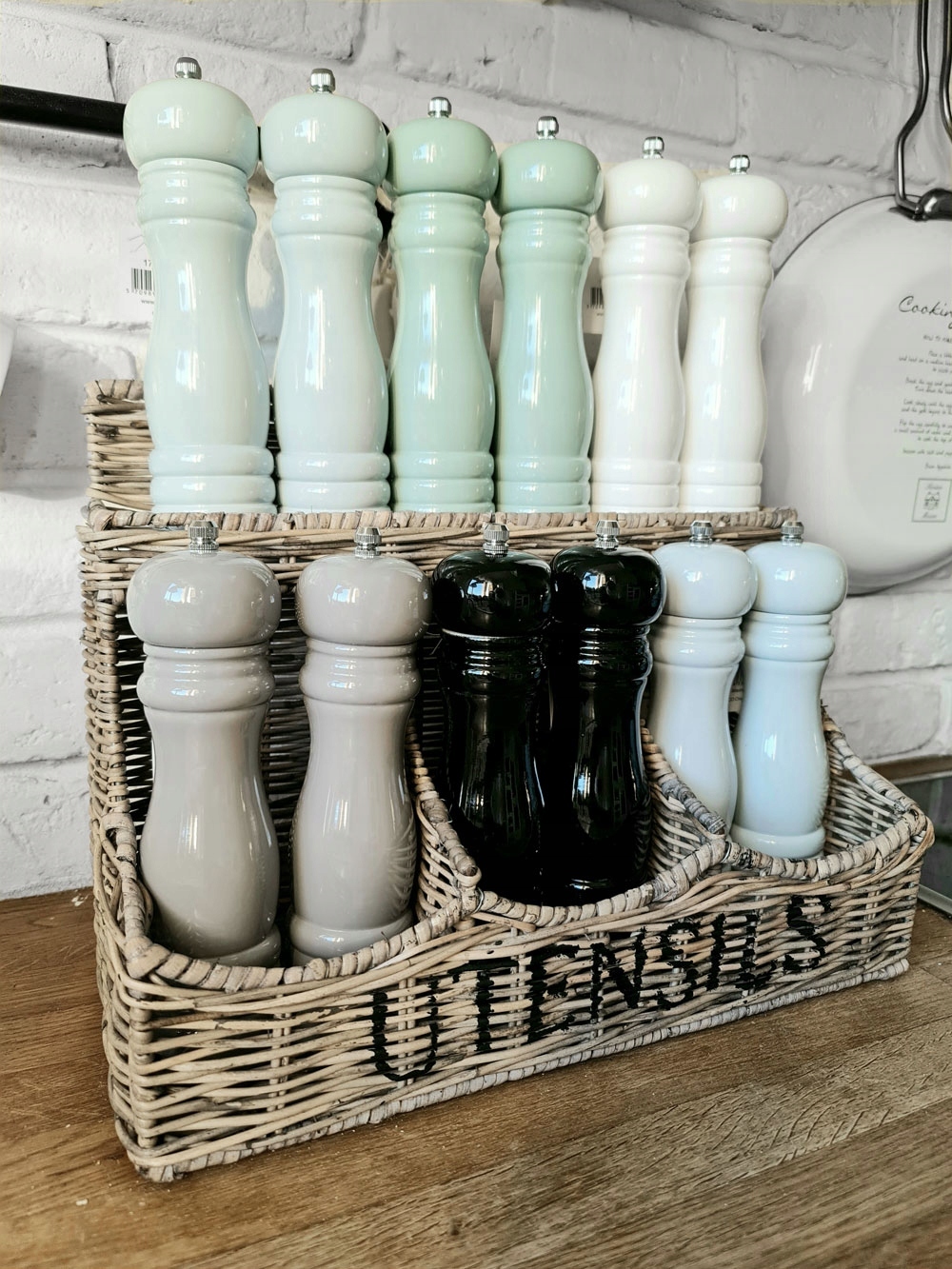 Ratanová nádoba na kuchynské potreby Hampton