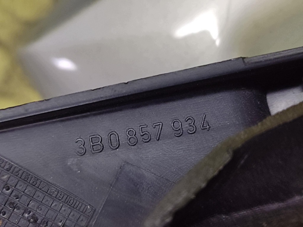 VW PASSAT B5 mirror right 5 PIN