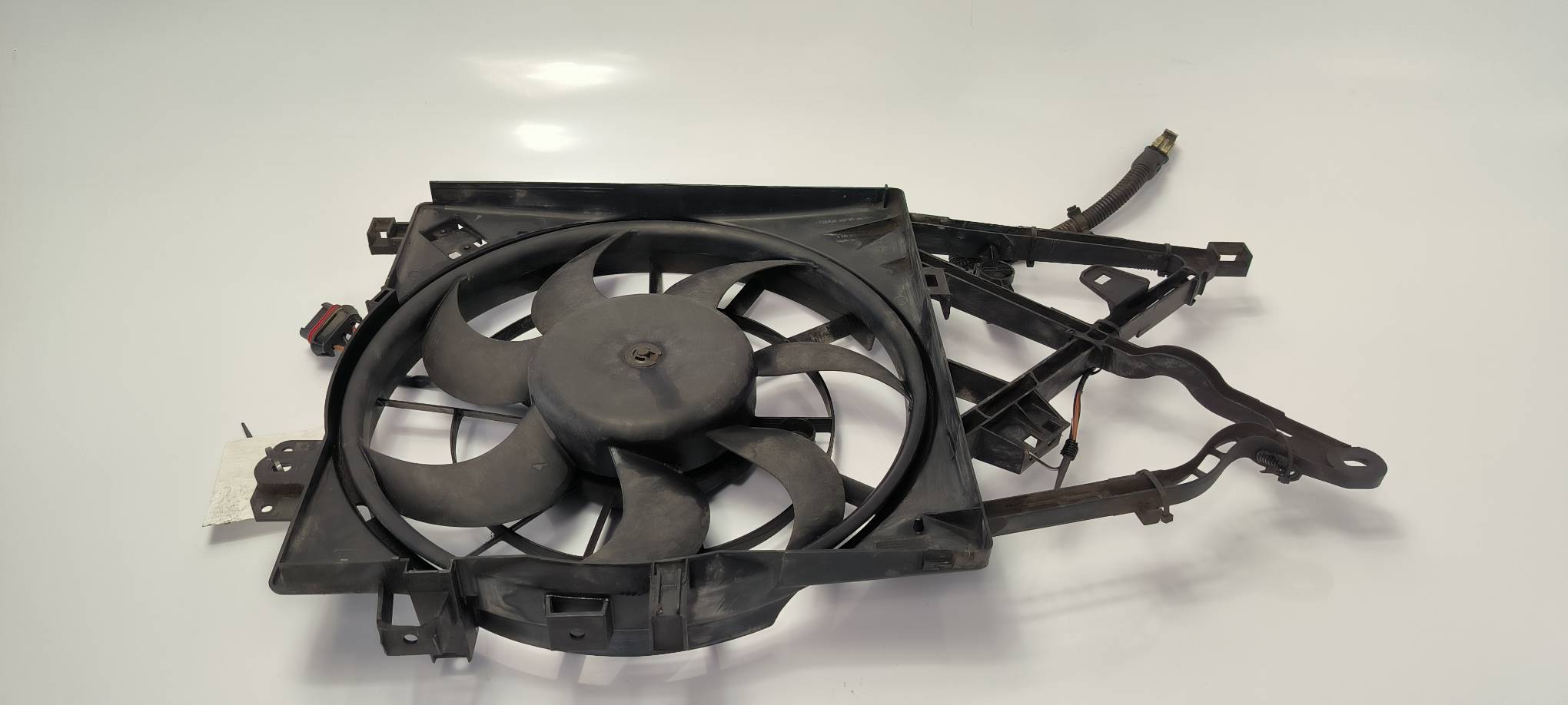 ventilátor chladiče 0130303821 OPEL VECTRA B