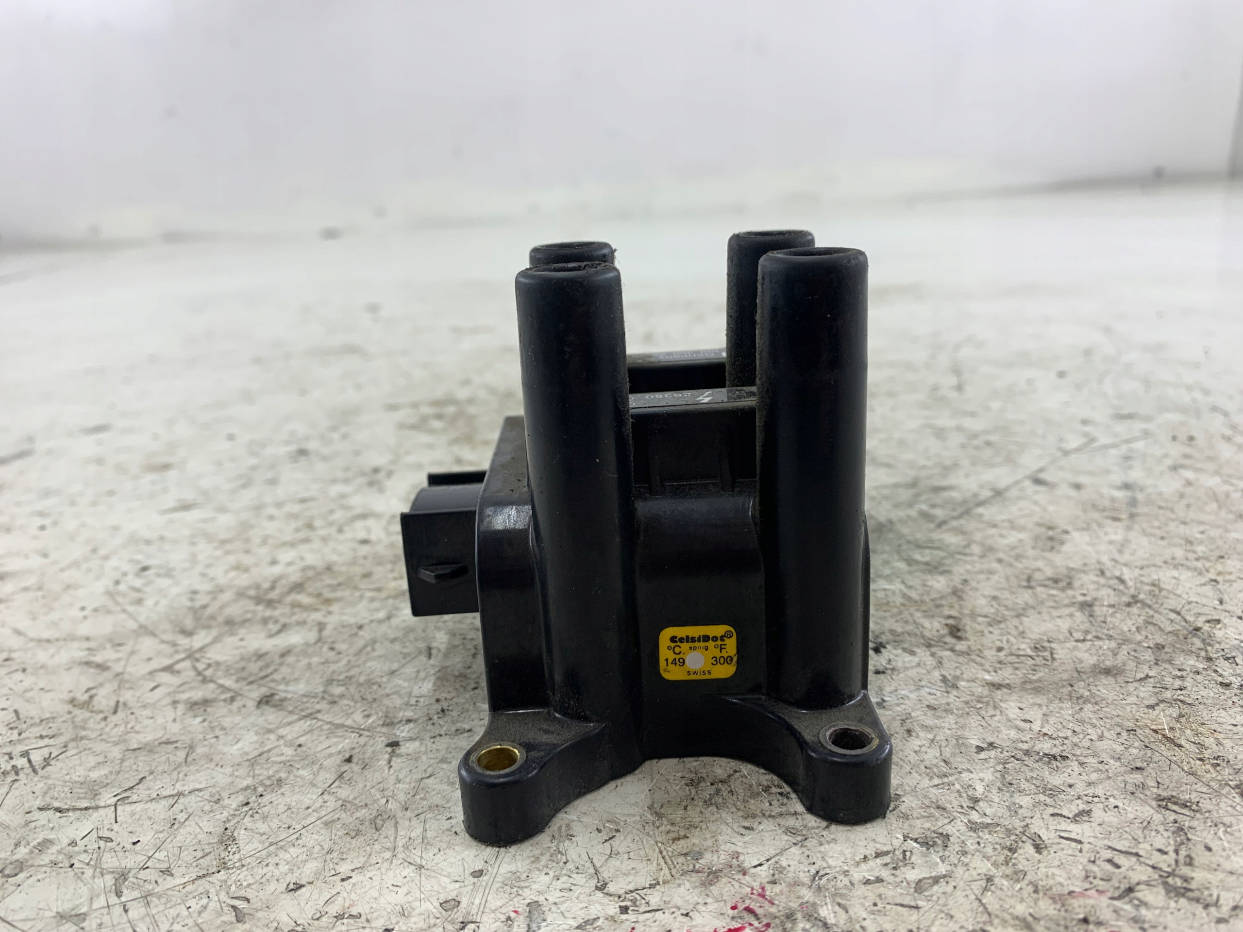 FORD FIESTA MK6 1.3 coil ignition 0040100350
