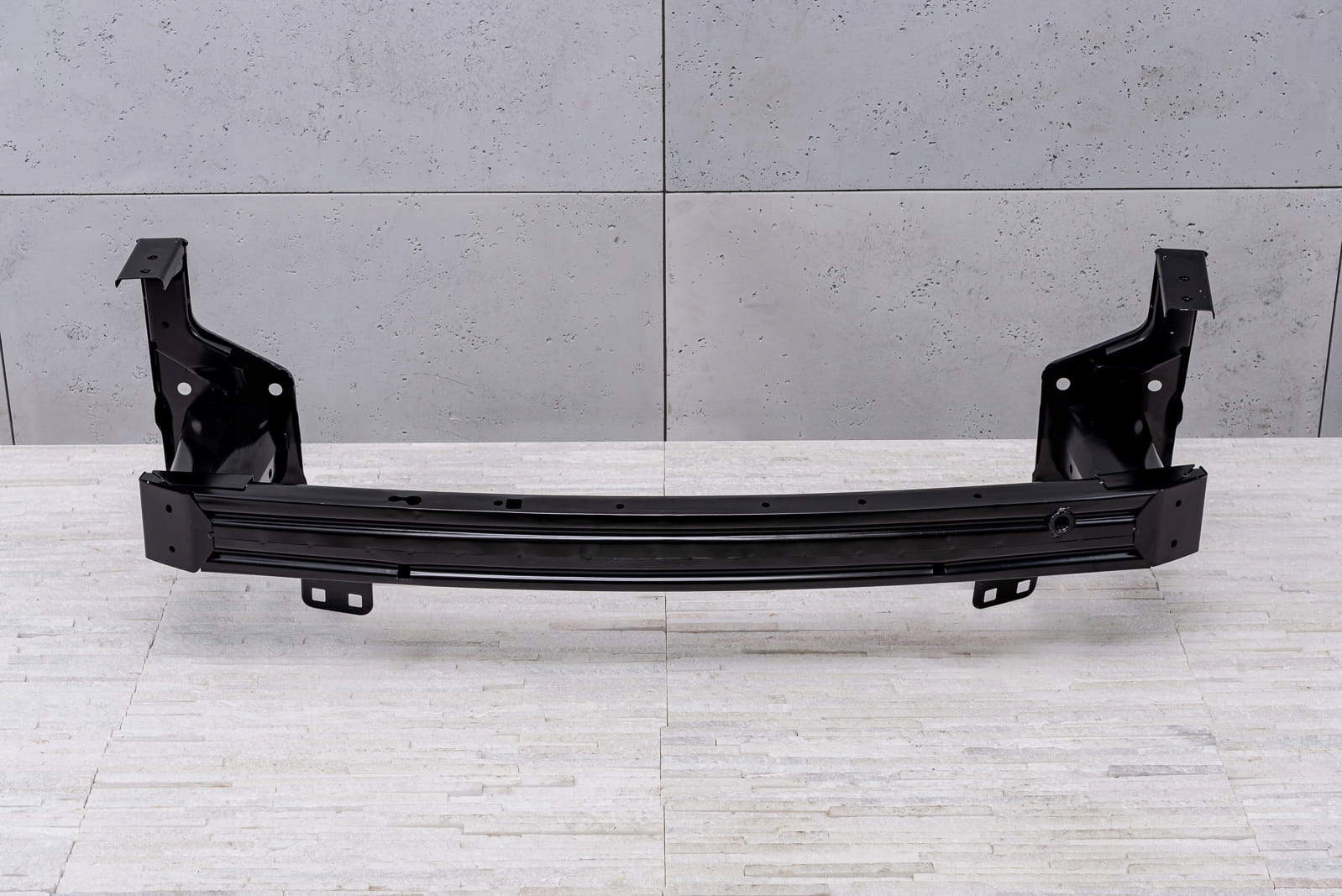 BELKA WZMOCNIENIE PRZEDNIEGO ZDERZAKA DG93F10922DC FORD MONDEO MK5 2014-22 Producent części Inny