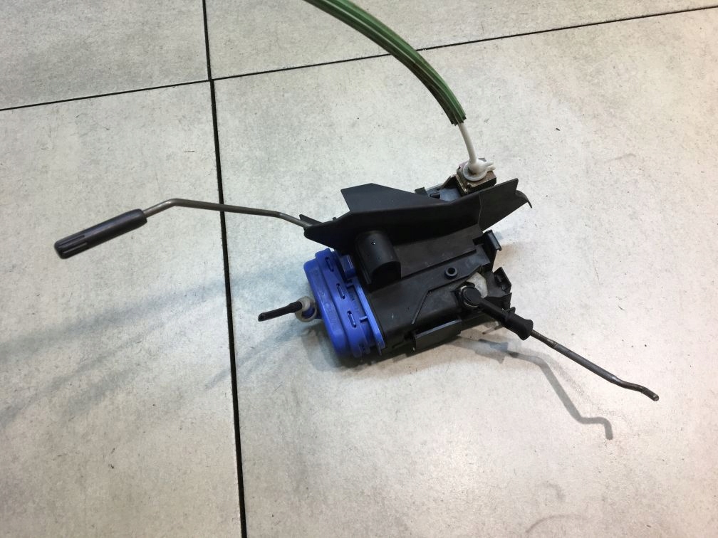 lock door right rear part AUDI A3 8L LIFT 8D0839016A