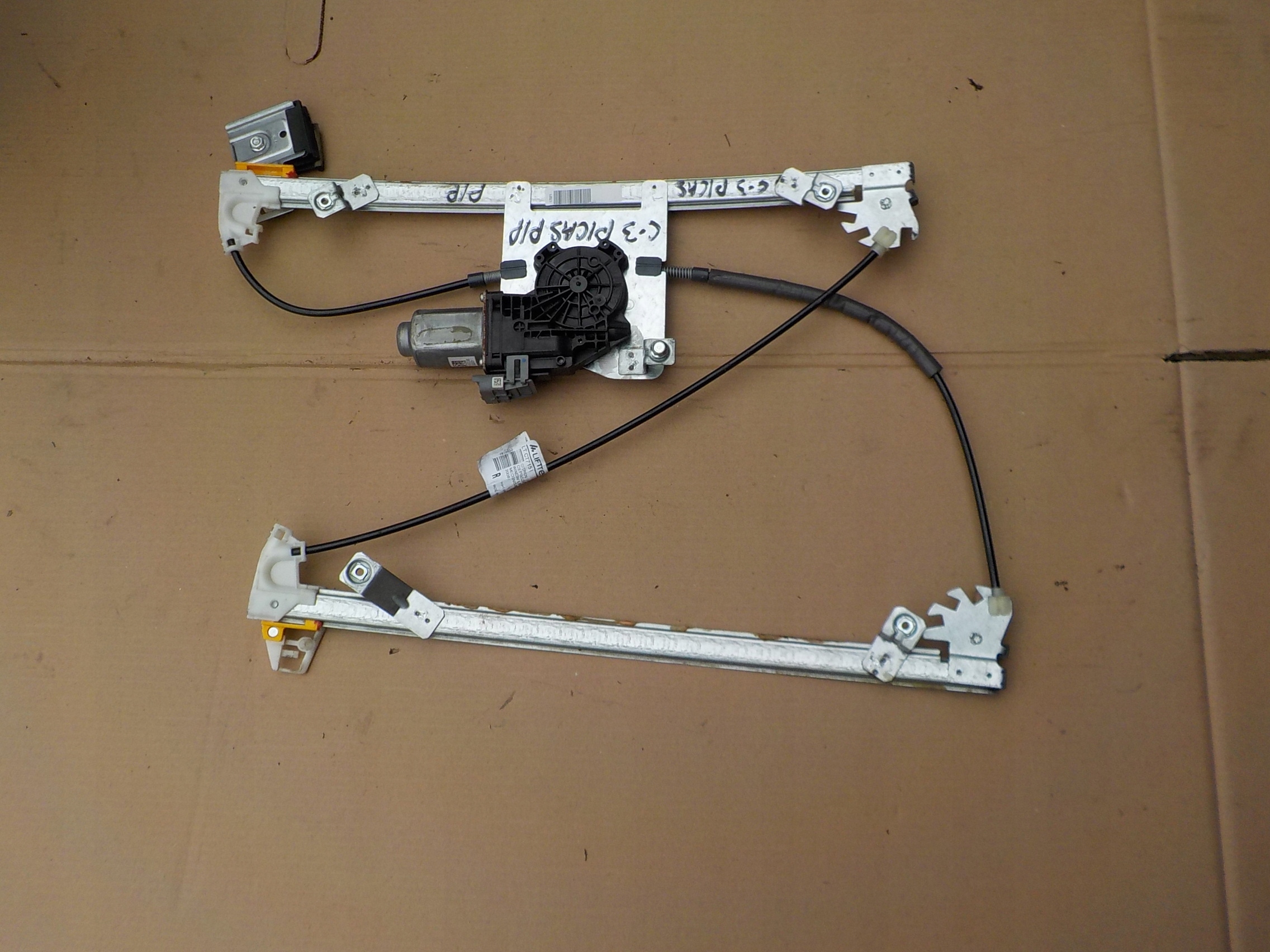 window regulator right front citroen c3 picasso 2009r