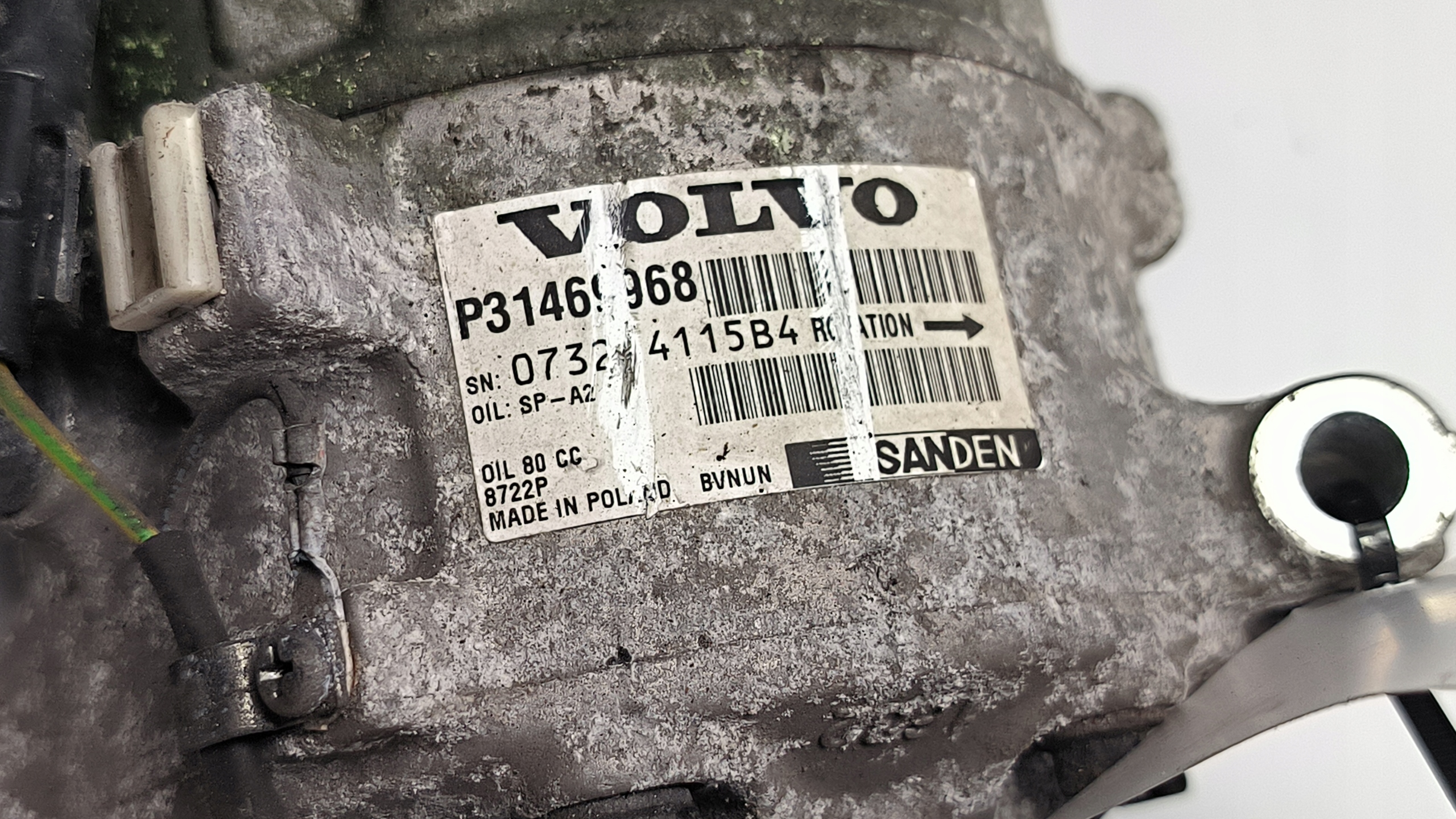 kompresor klimatizaci 31469968 VOLVO V60 a
