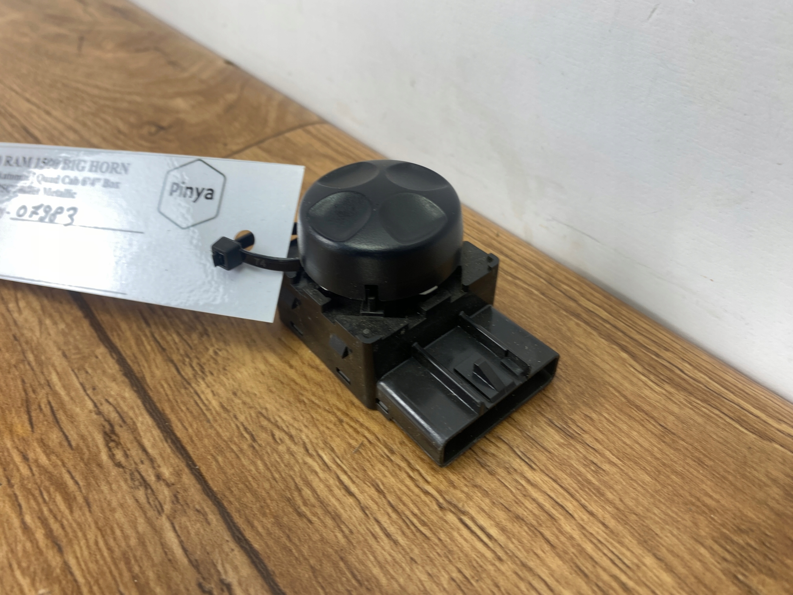 Schalter Bedienteil SITZ Dodge Ram 1500 2019+ USA