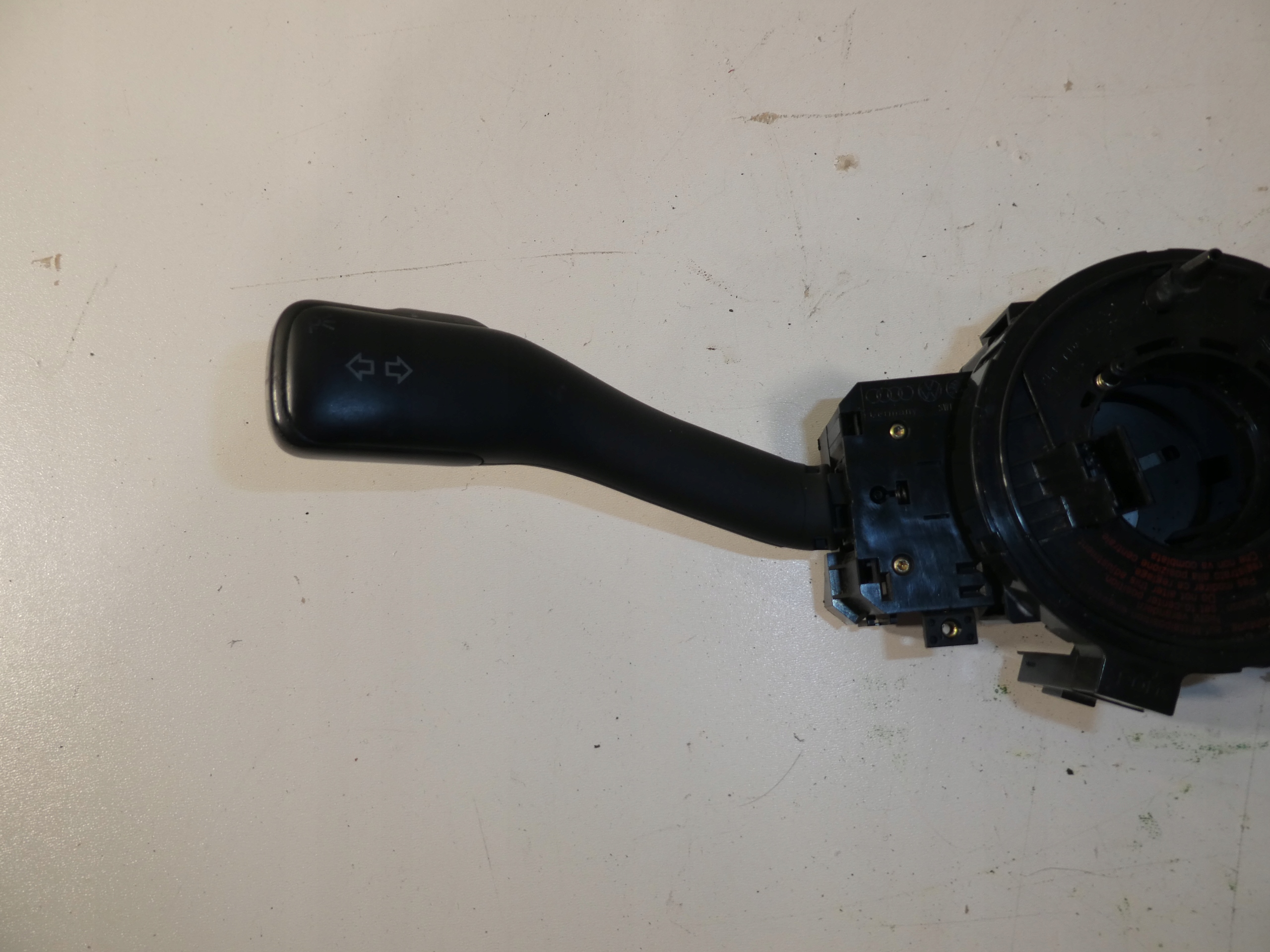 DEVIO LUCI TERGICRISTALLO TERGI VW GOLF IV 8L0953513