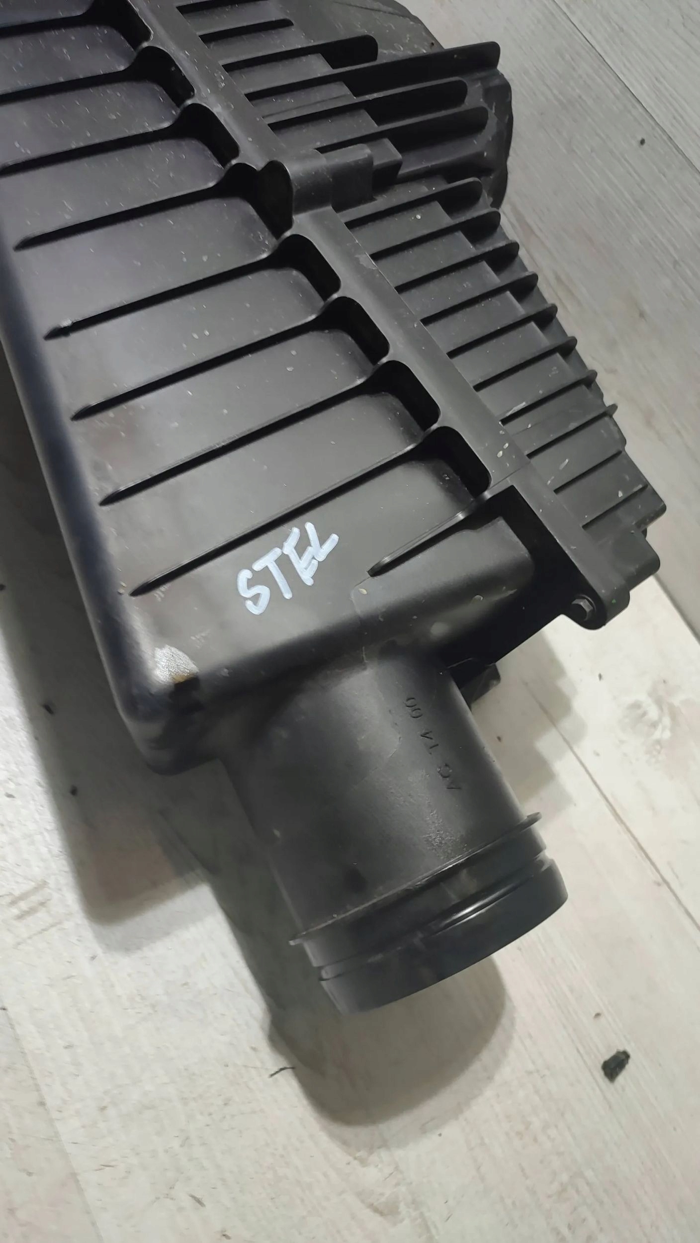 Alfa Romeo Stelvio 2021 Gehäuse filter luft