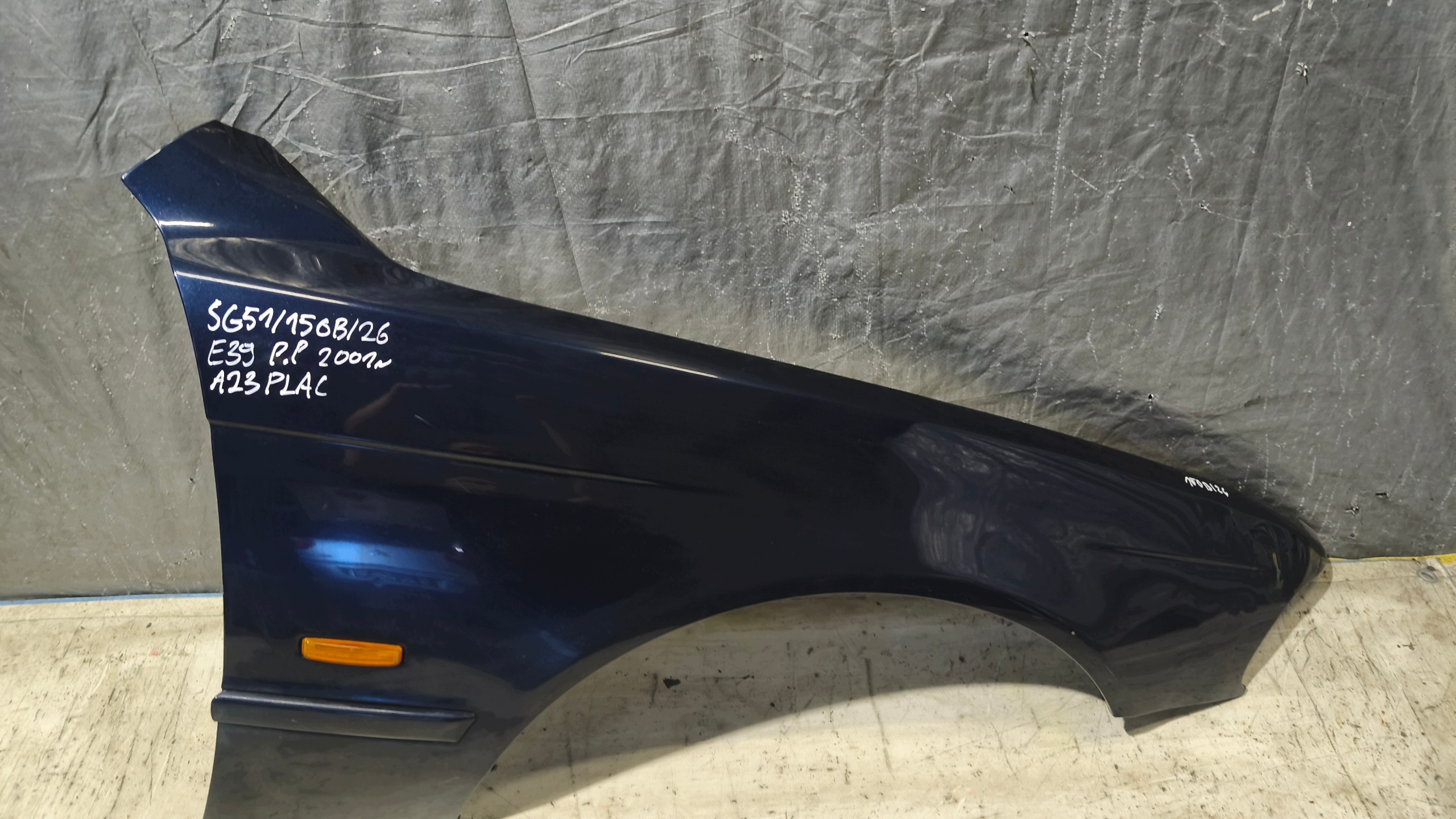 fender right front BMW E39 K: ORIENTBLAU METALIC